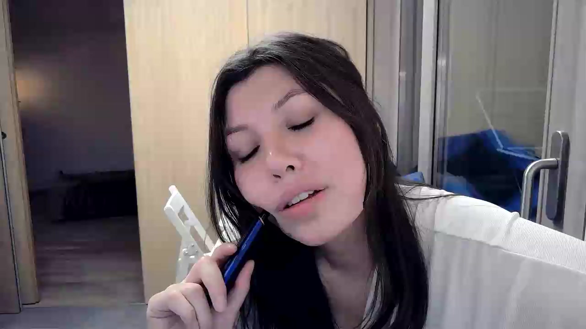 Gallery image thumbnail from Xx_Sandy_xX's myfreecams stream on, 09/18/2026, 23:18 image 11 of 20