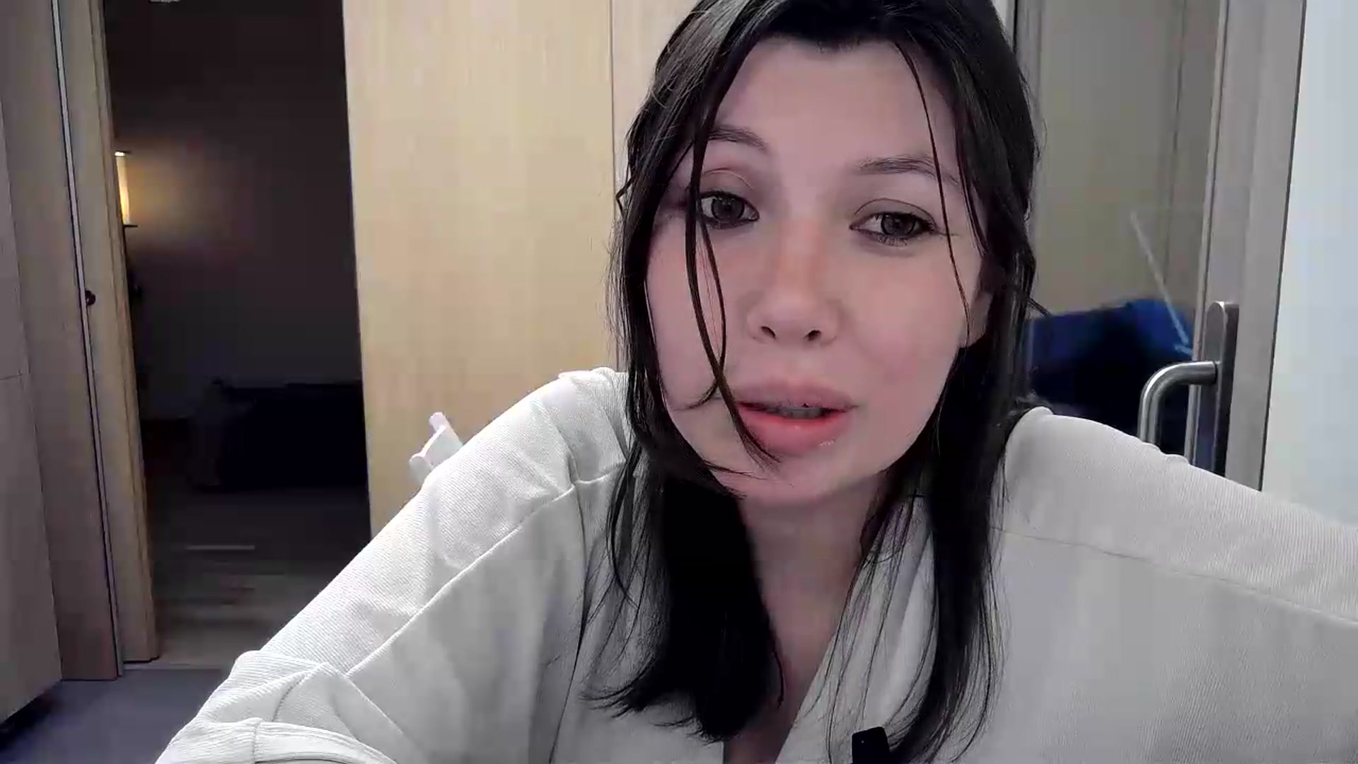 Gallery image thumbnail from Xx_Sandy_xX's myfreecams stream on, 09/18/2026, 23:18 image 20 of 20