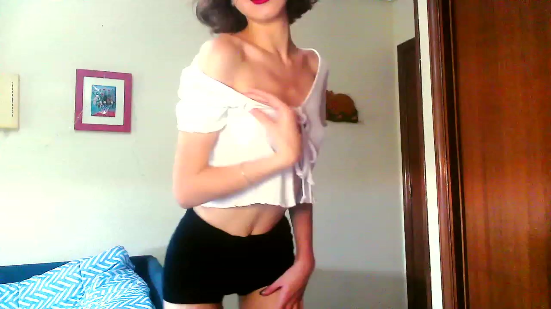 Gallery image thumbnail from XxanaXana's myfreecams stream on, 06/26/2023, 17:00 image 1 of 20
