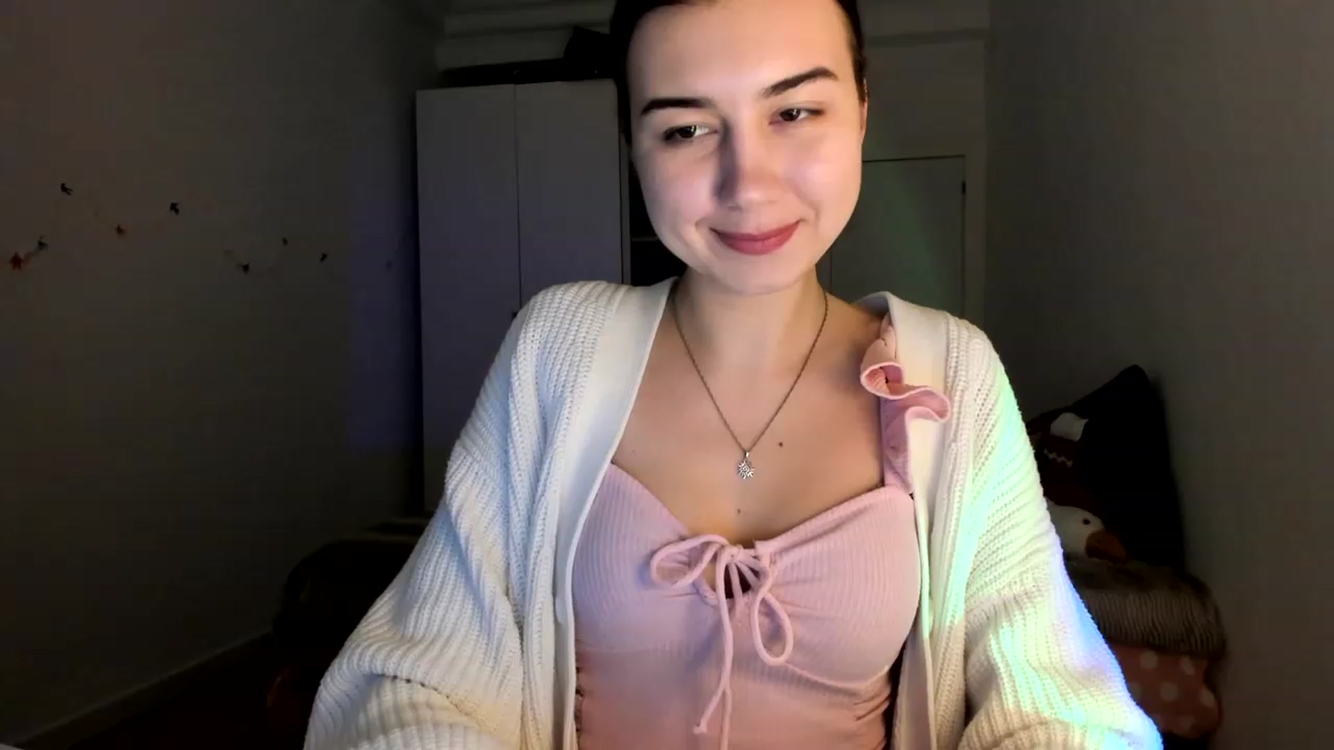 Gallery image thumbnail from XxanaXana's myfreecams stream on, 01/20/2024, 22:03 image 4 of 20