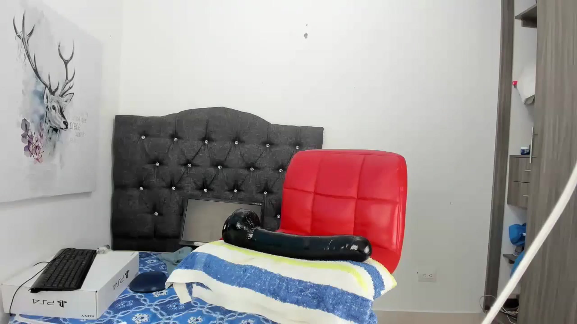Gallery image thumbnail from Xxannitaxxx's myfreecams stream on, 08/23/2024, 14:06 image 18 of 20