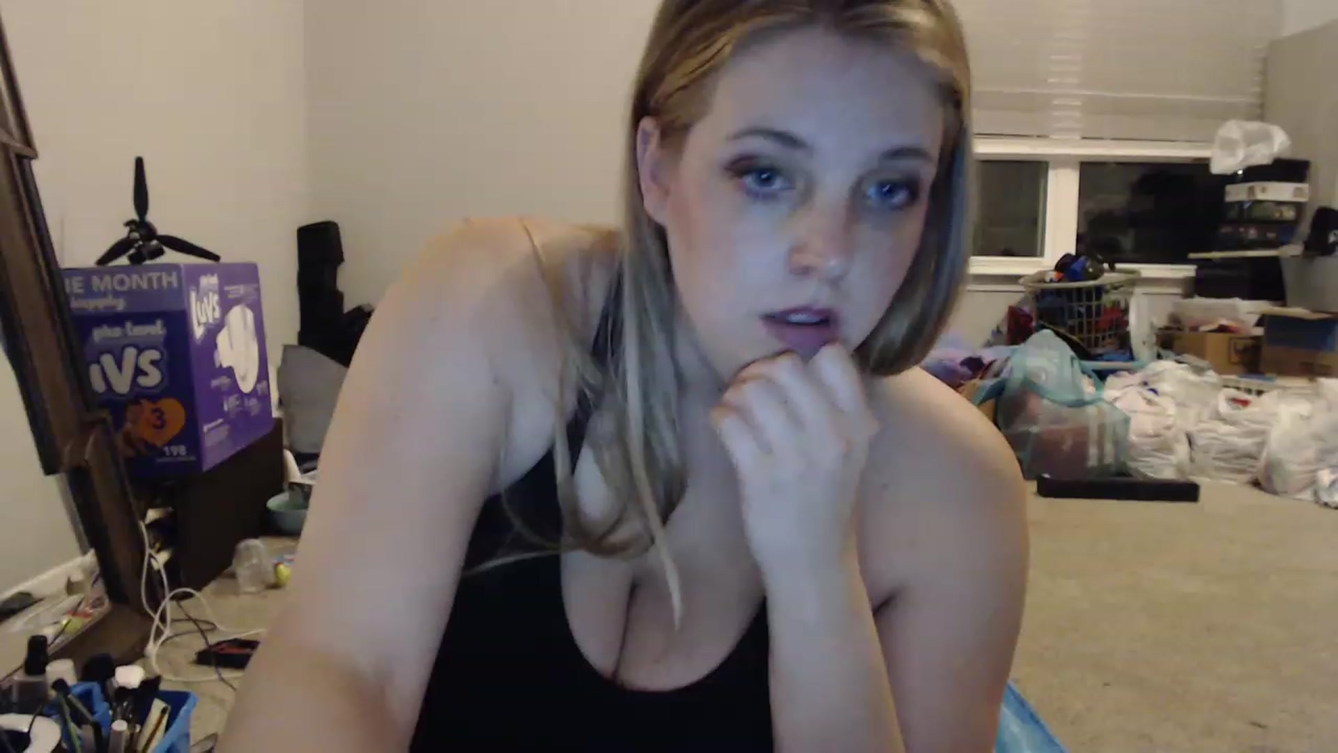 Gallery image thumbnail from Xxharleyqueen's myfreecams stream on, 07/17/2023, 03:25 image 20 of 20