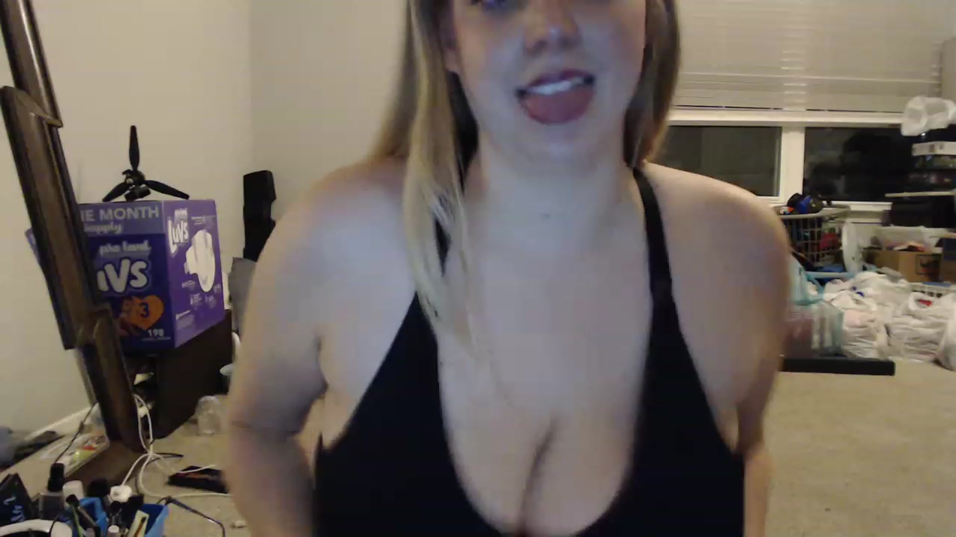 Gallery image thumbnail from Xxharleyqueen's myfreecams stream on, 07/17/2023, 03:25 image 3 of 20