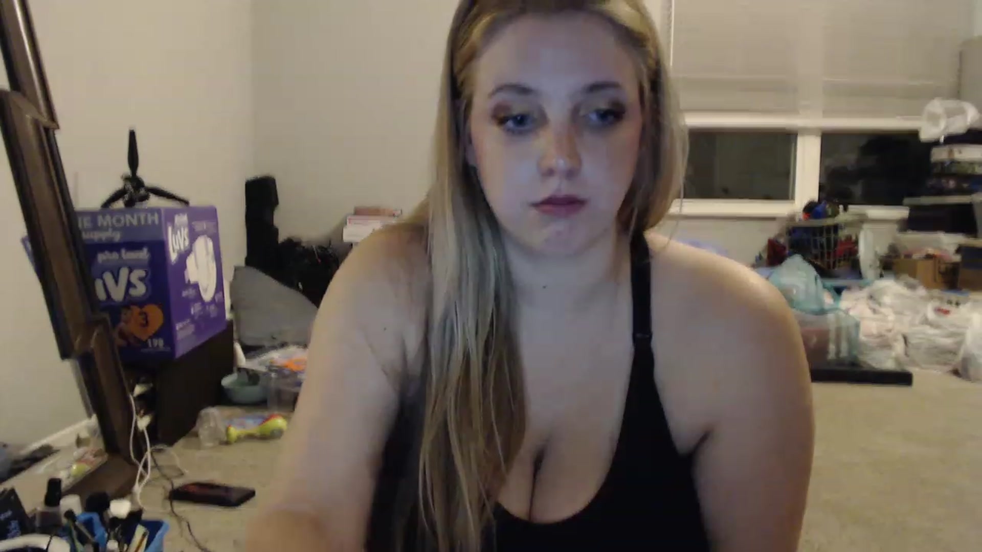 Gallery image thumbnail from Xxharleyqueen's myfreecams stream on, 07/17/2023, 03:25 image 17 of 20