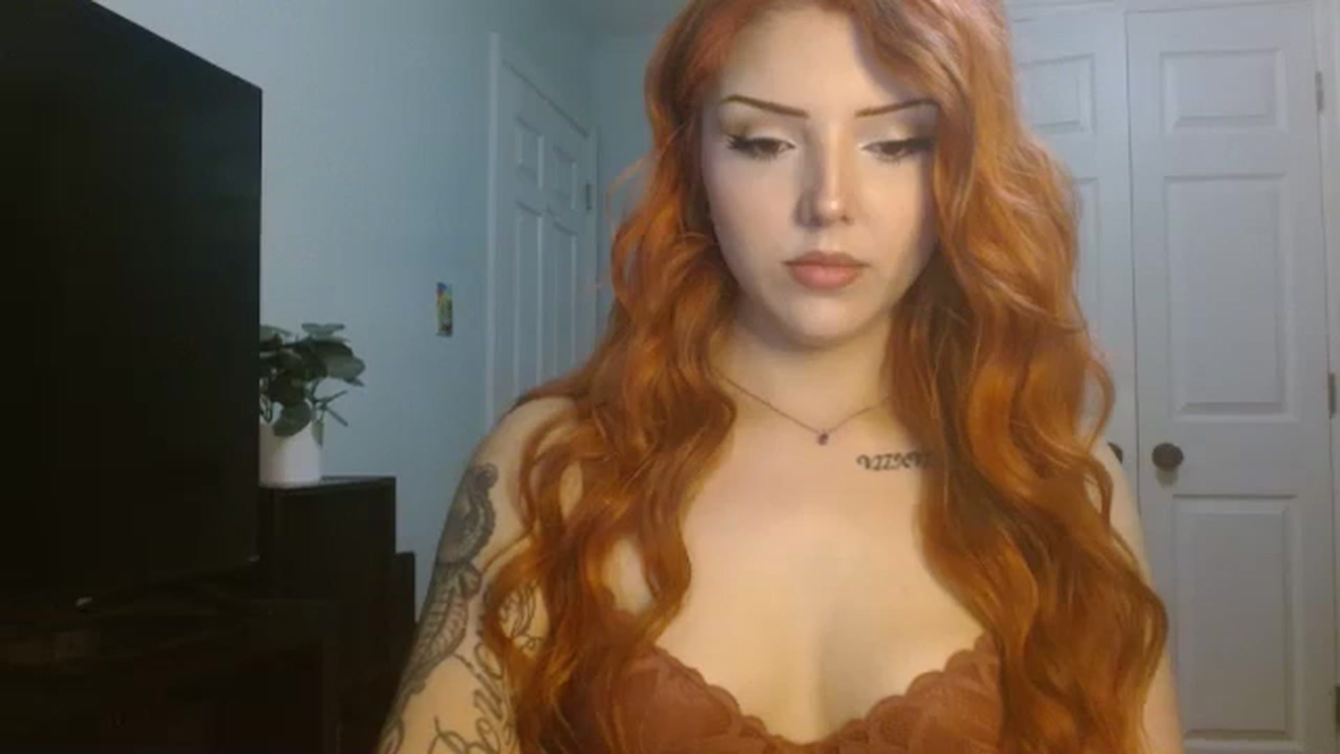 Gallery image thumbnail from XxxSaiyanQ's myfreecams stream on, 09/04/2023, 05:54 image 5 of 20