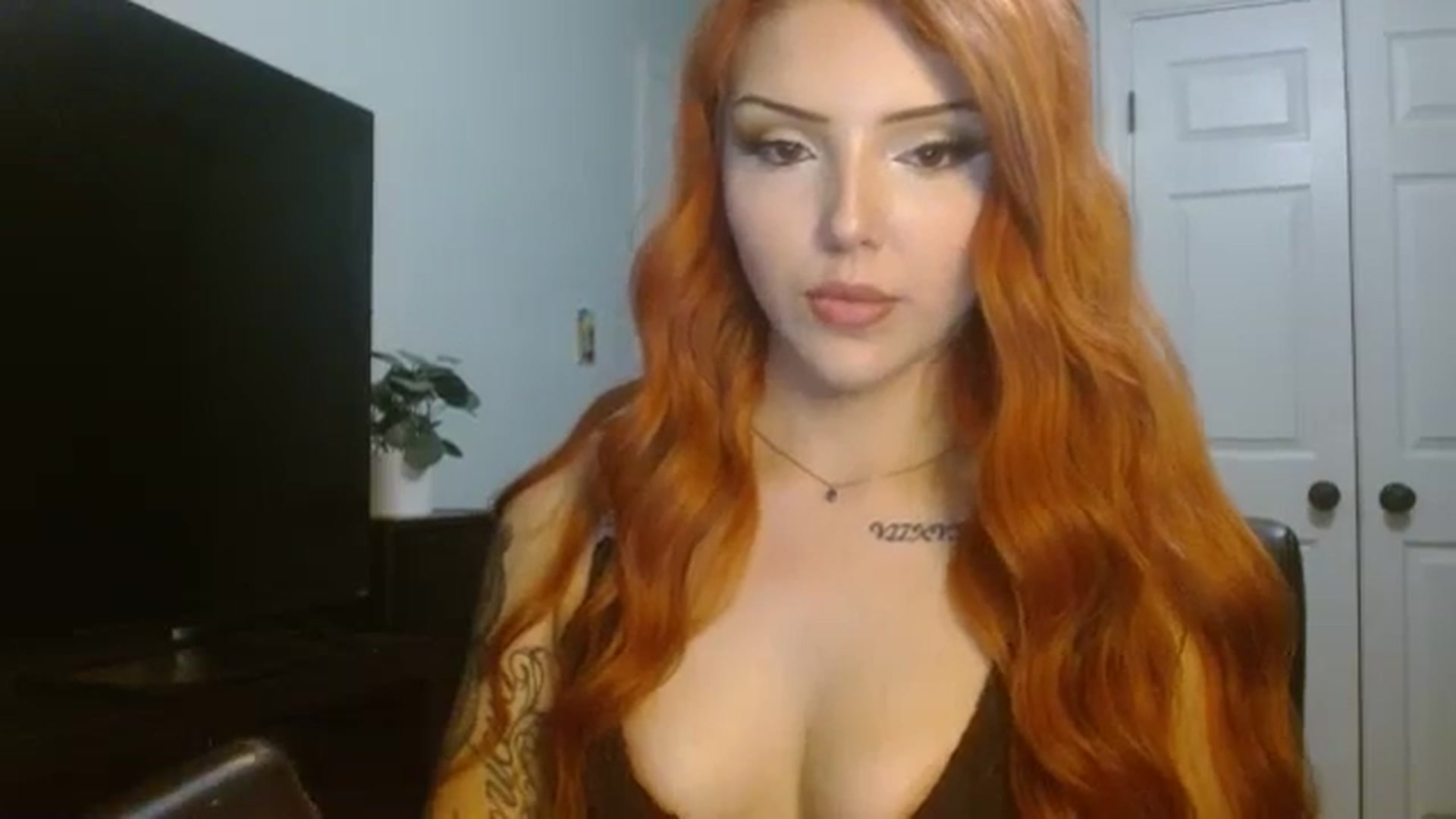 Gallery image thumbnail from XxxSaiyanQ's myfreecams stream on, 09/06/2023, 04:59 image 11 of 20
