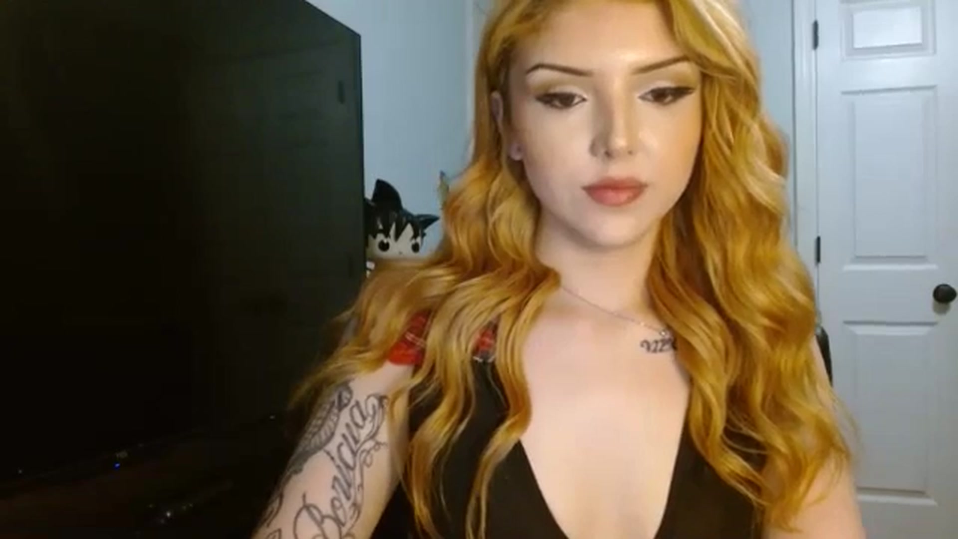 Gallery image thumbnail from XxxSaiyanQ's myfreecams stream on, 05/07/2024, 05:33 image 16 of 20