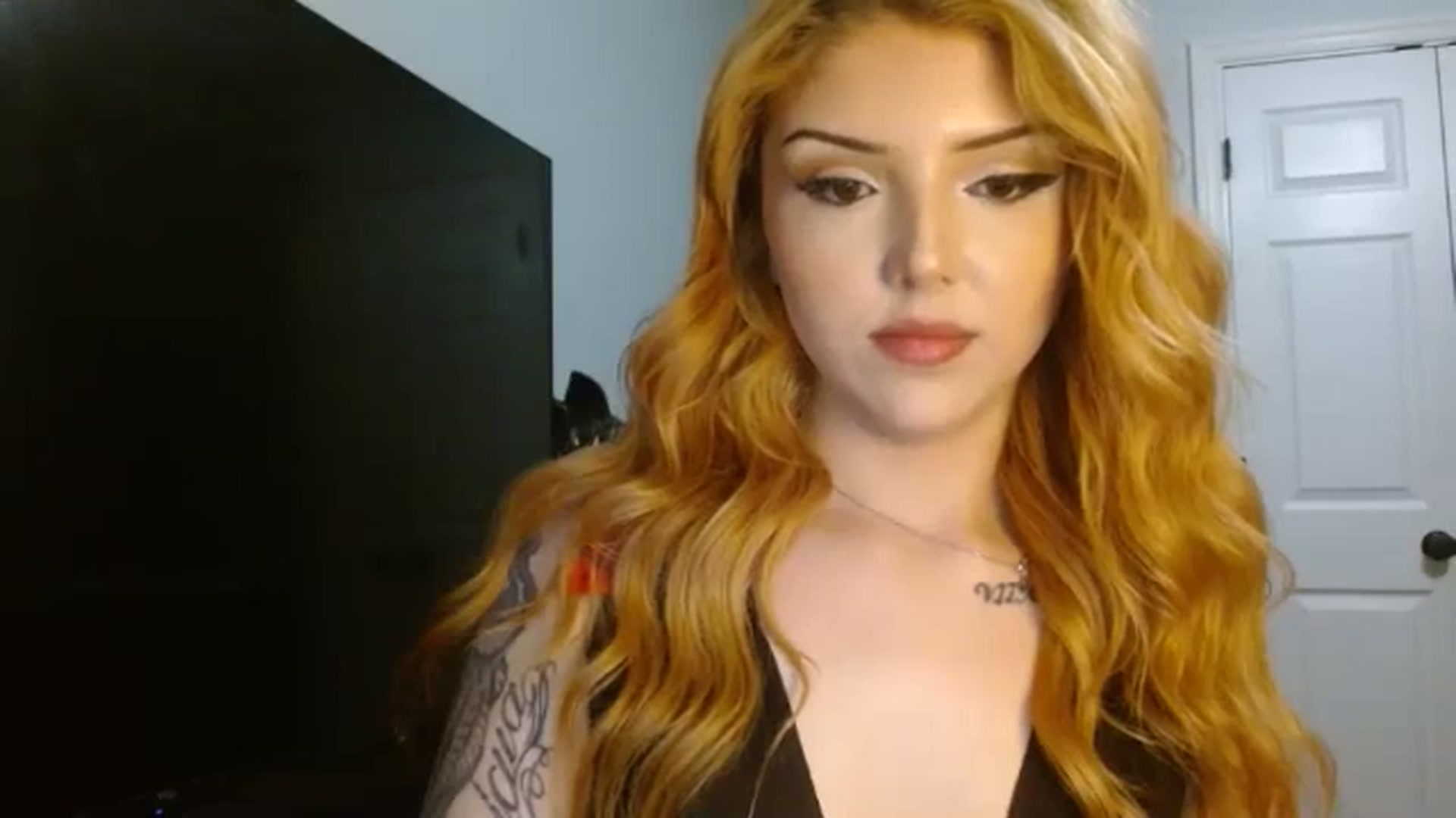 Gallery image thumbnail from XxxSaiyanQ's myfreecams stream on, 05/07/2024, 05:33 image 19 of 20