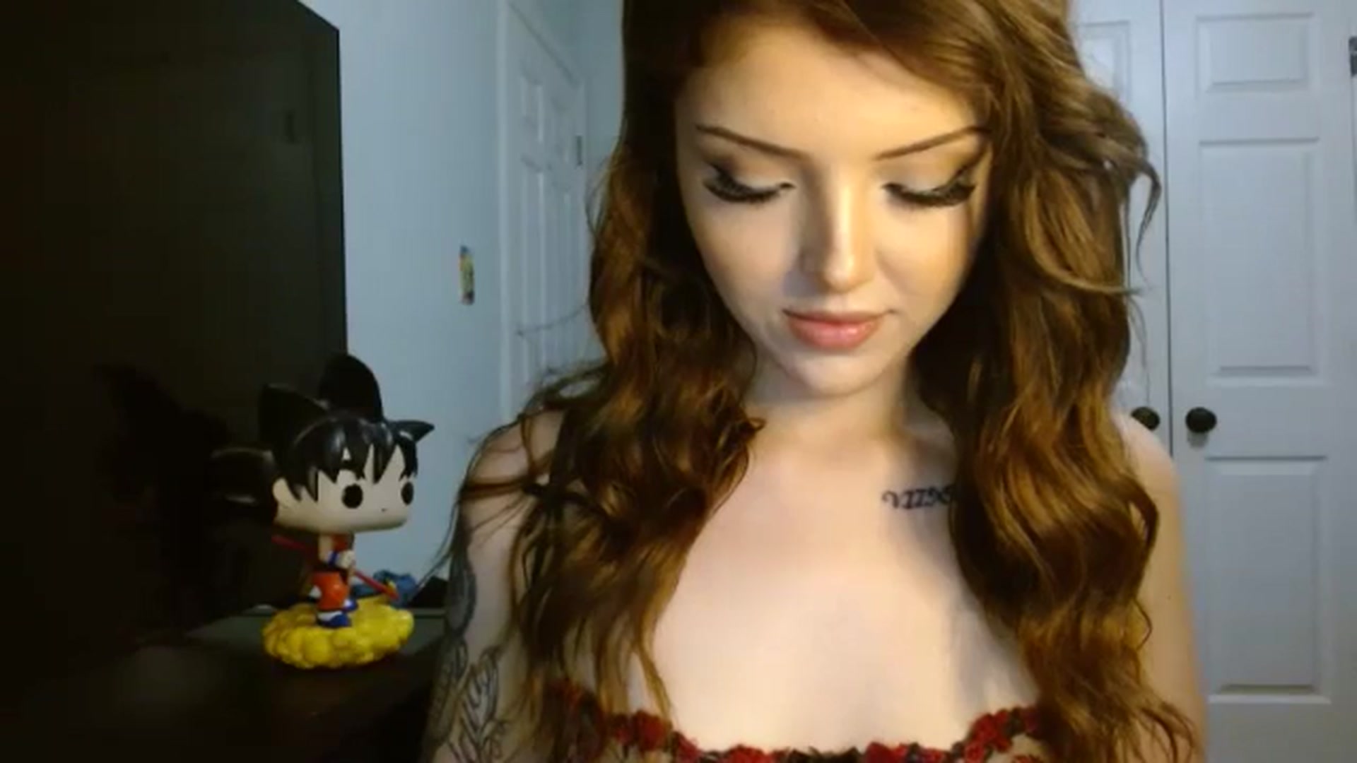 Gallery image thumbnail from XxxSaiyanQ's myfreecams stream on, 06/25/2024, 05:32 image 16 of 20