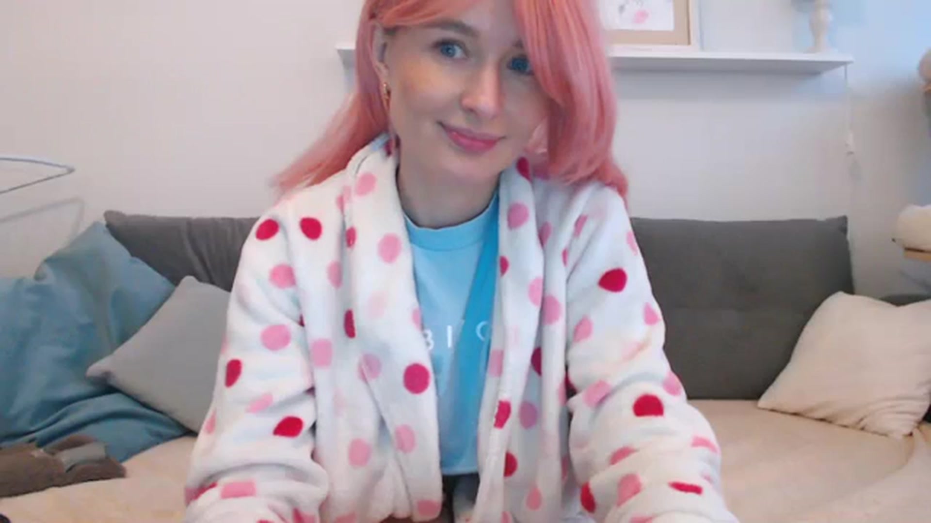 Gallery image thumbnail from Xxxawesomeart's myfreecams stream on, 10/31/2023, 14:33 image 19 of 20