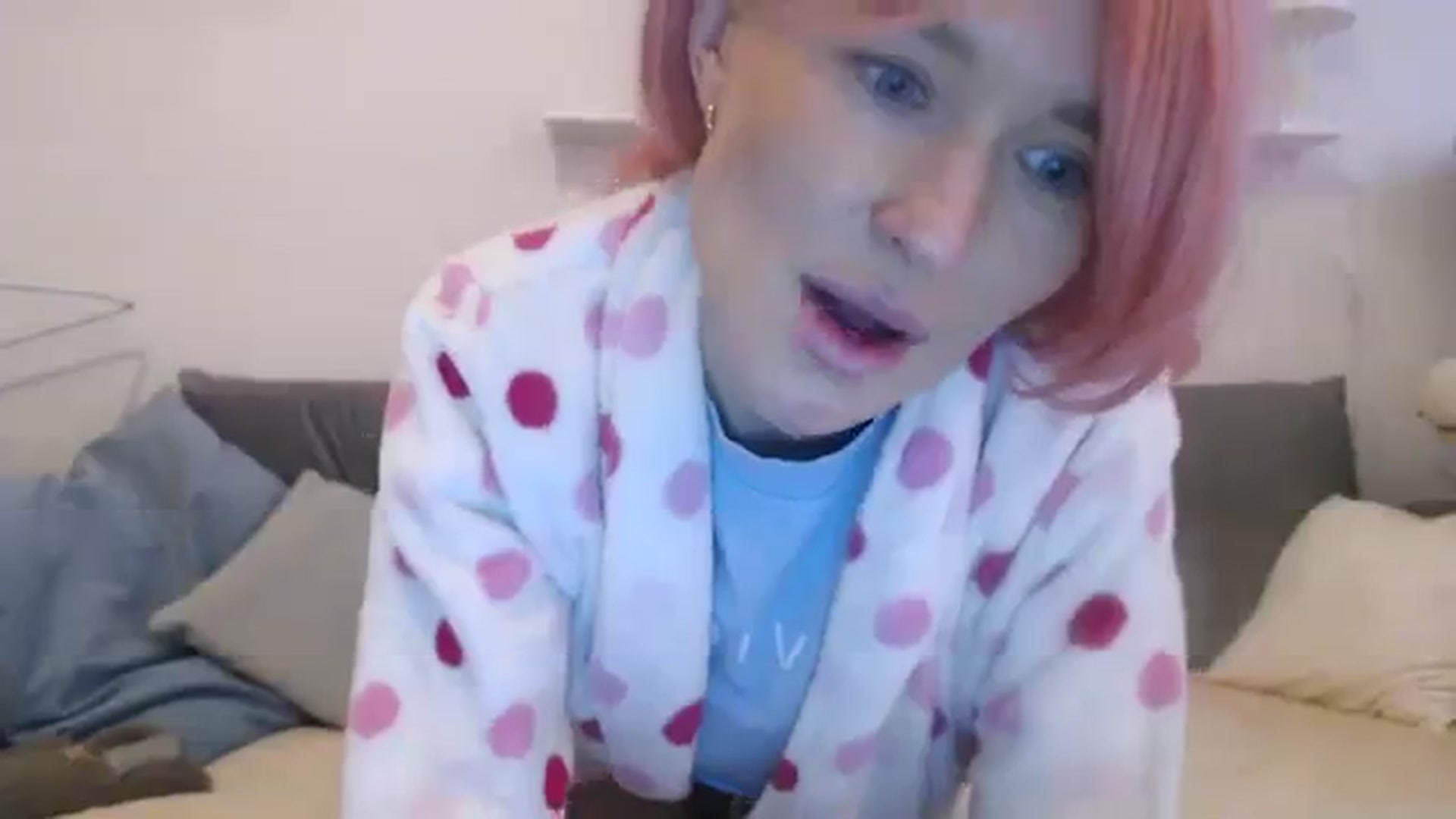 Gallery image thumbnail from Xxxawesomeart's myfreecams stream on, 10/31/2023, 14:33 image 13 of 20