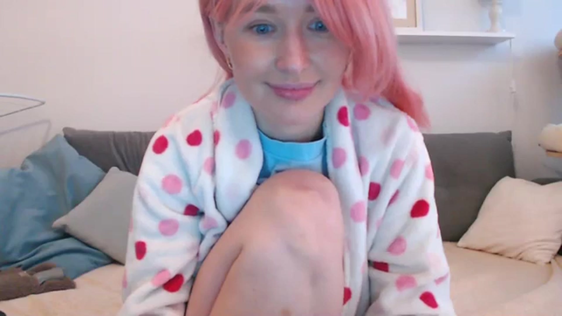 Gallery image thumbnail from Xxxawesomeart's myfreecams stream on, 10/31/2023, 14:33 image 17 of 20