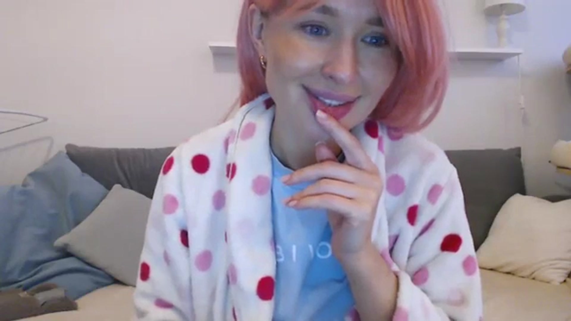 Gallery image thumbnail from Xxxawesomeart's myfreecams stream on, 10/31/2023, 14:33 image 10 of 20