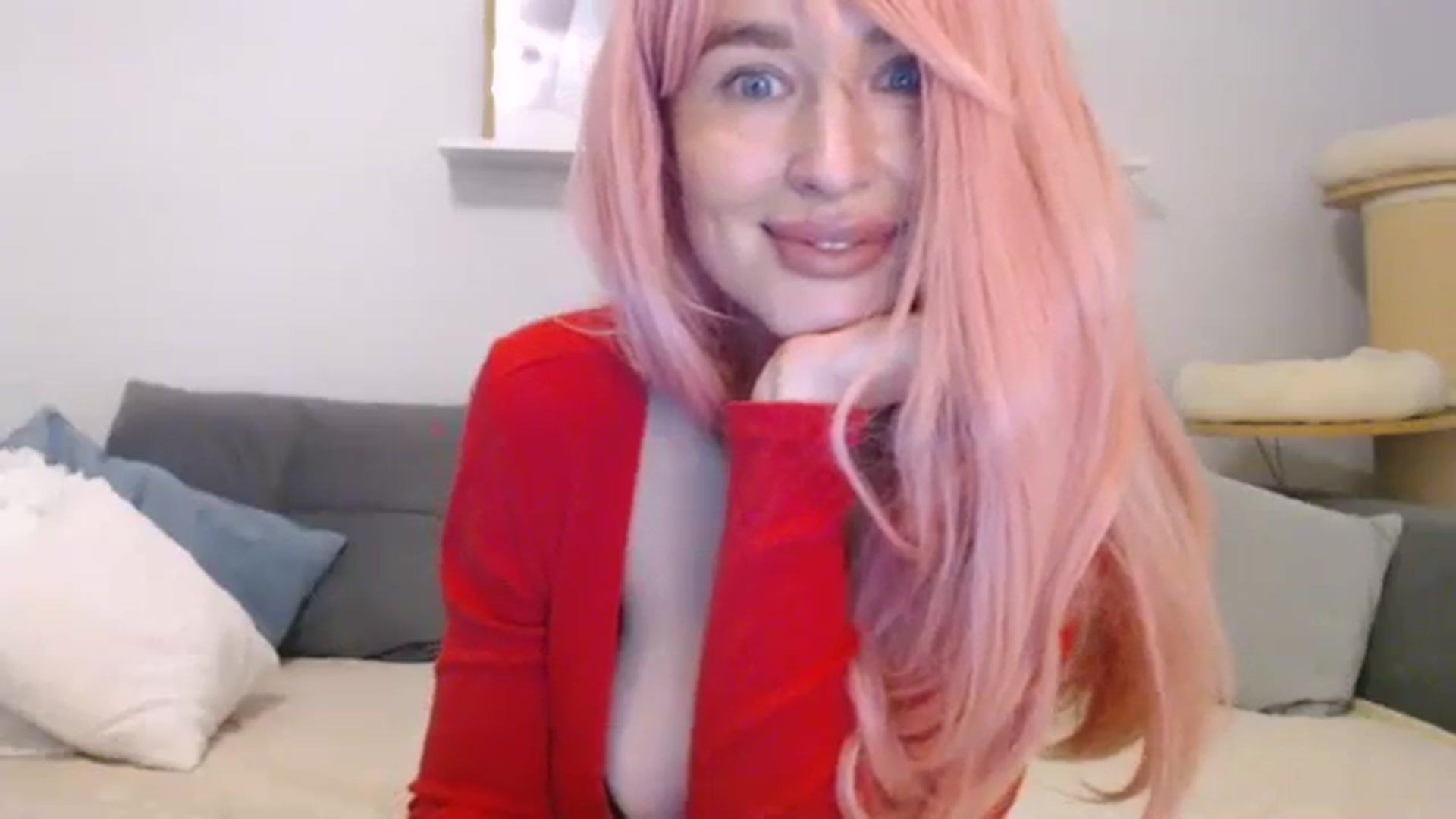 Gallery image thumbnail from Xxxawesomeart's myfreecams stream on, 12/25/2023, 15:21 image 20 of 20