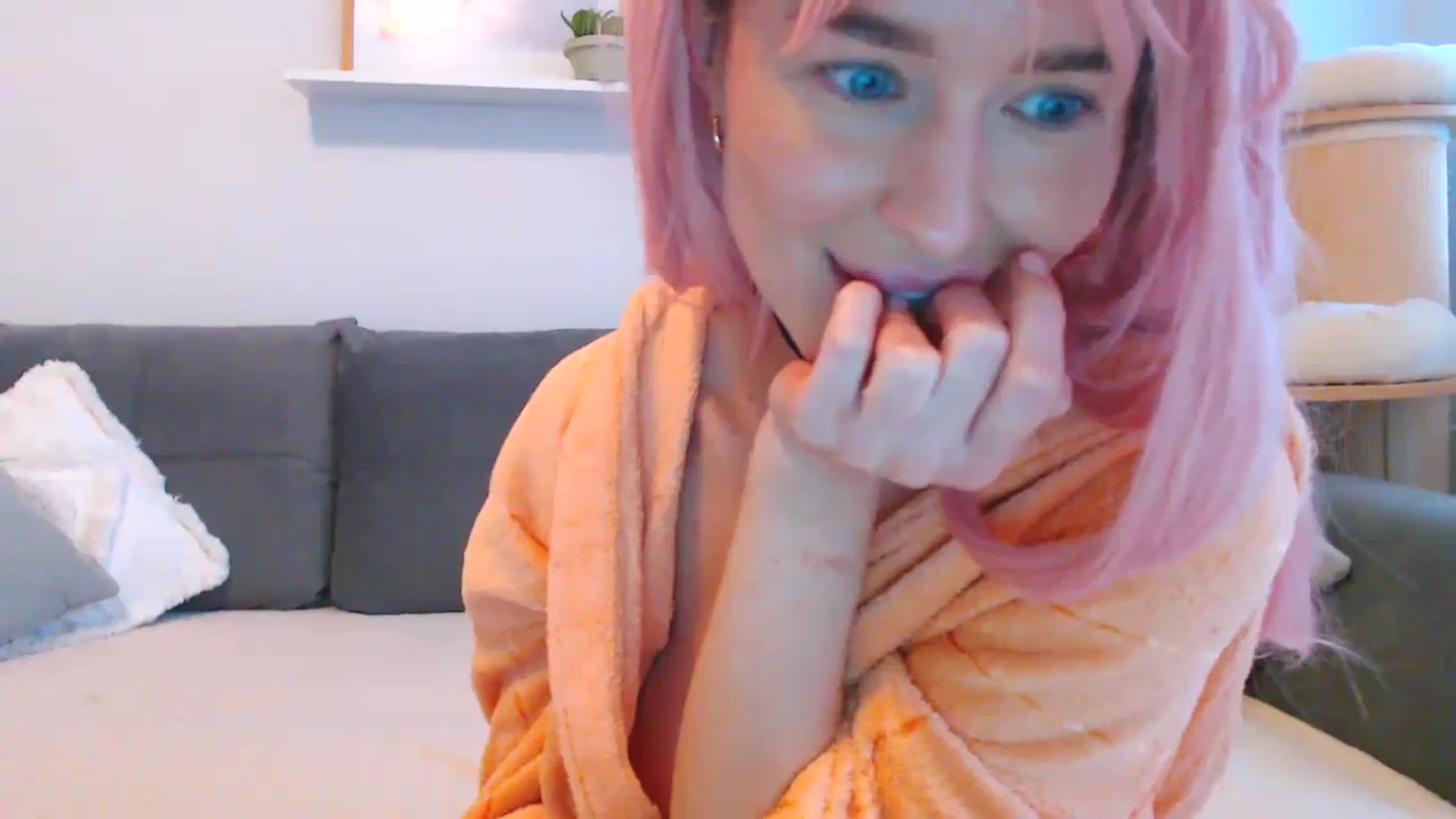 Gallery image thumbnail from Xxxawesomeart's myfreecams stream on, 01/12/2024, 14:11 image 16 of 20