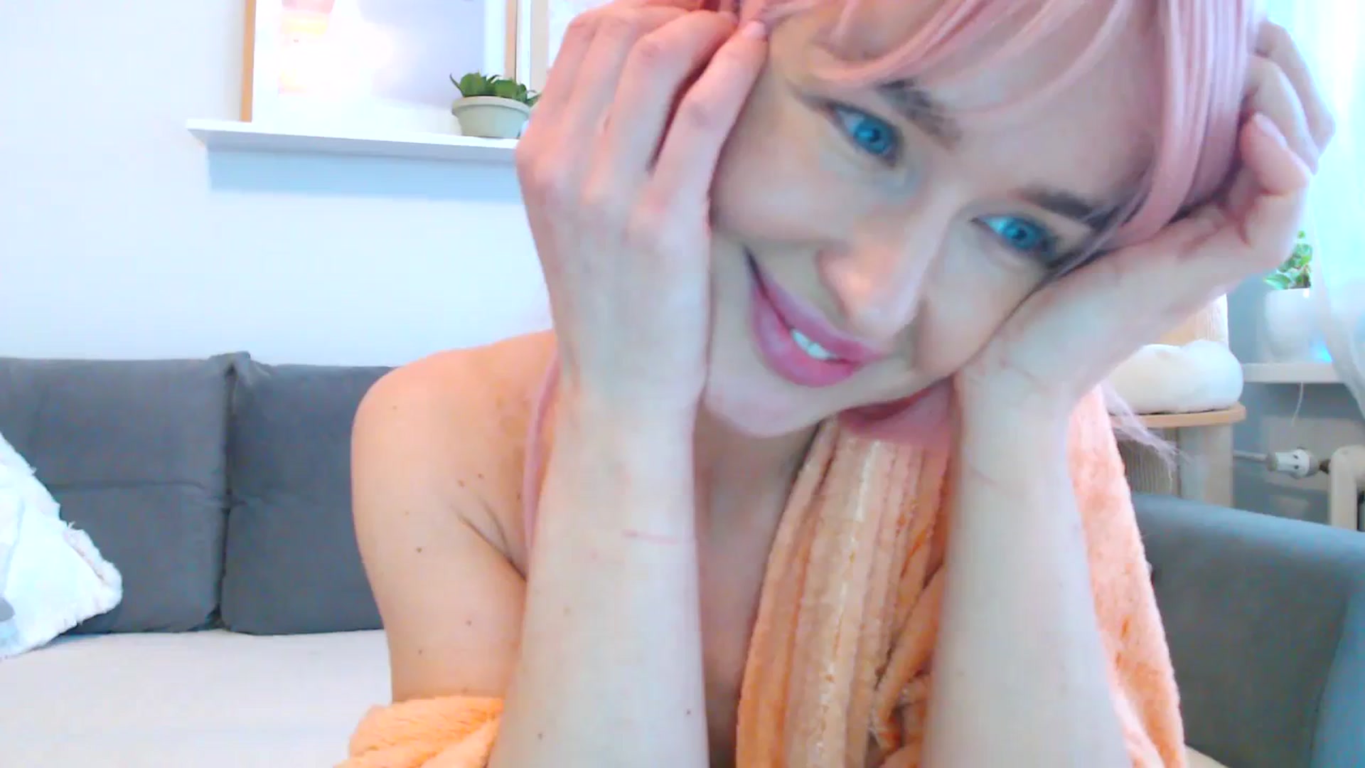 Gallery image thumbnail from Xxxawesomeart's myfreecams stream on, 01/12/2024, 14:11 image 1 of 20