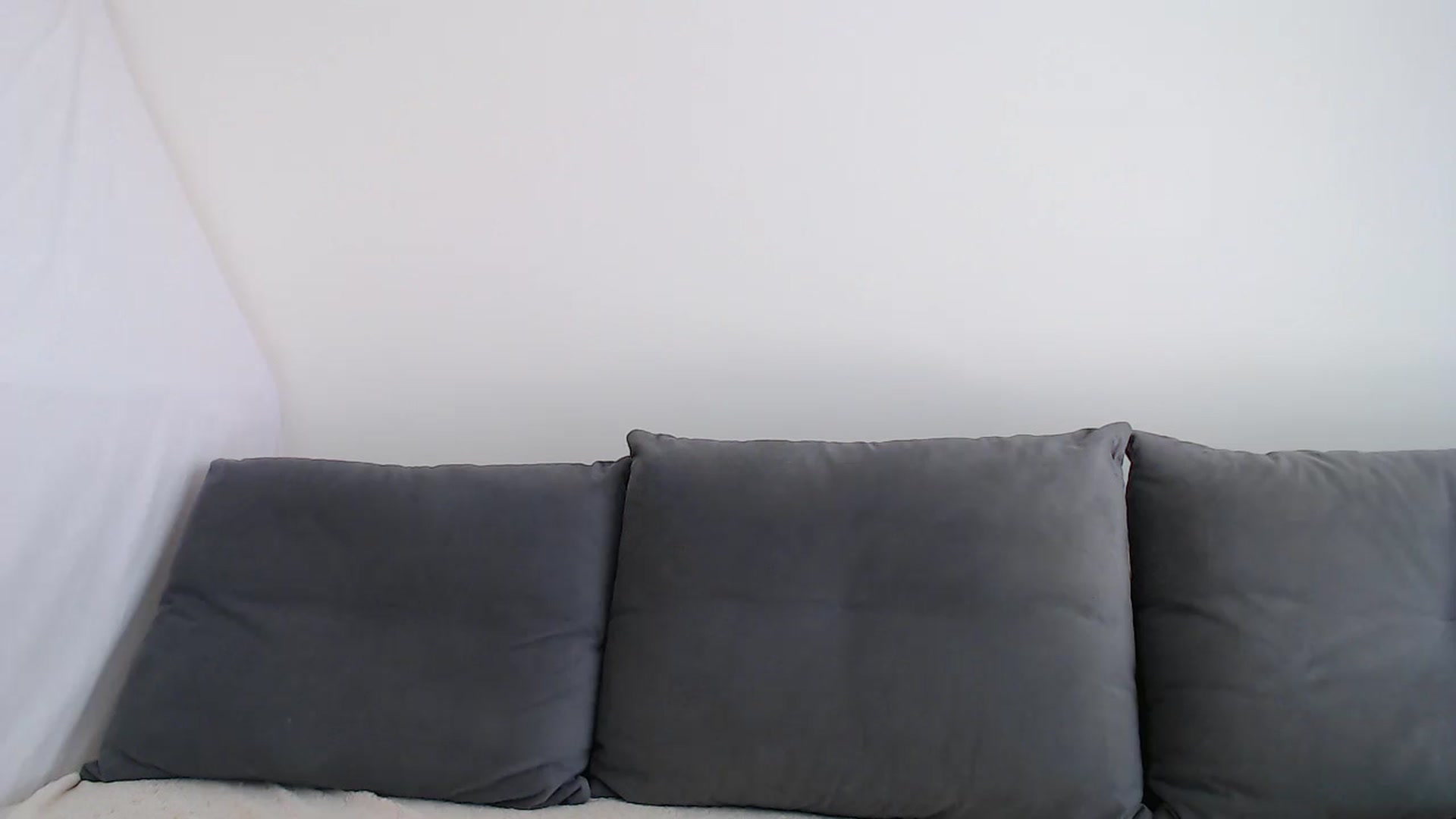 Gallery image thumbnail from Xxxawesomeart's myfreecams stream on, 06/25/2024, 11:28 image 14 of 20