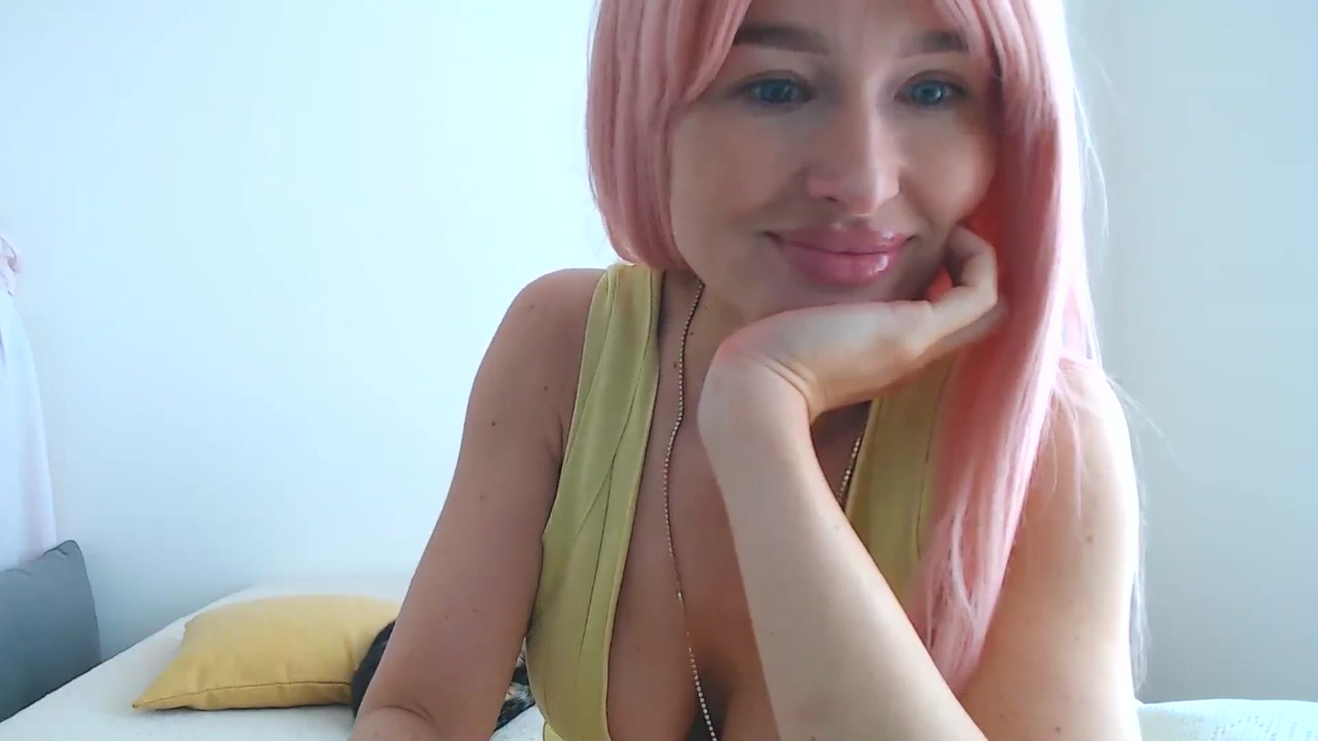 Gallery image thumbnail from Xxxawesomeart's myfreecams stream on, 07/07/2024, 11:07 image 5 of 20