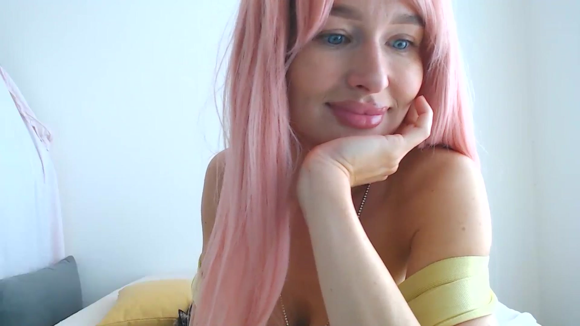 Gallery image thumbnail from Xxxawesomeart's myfreecams stream on, 07/07/2024, 11:31 image 9 of 20