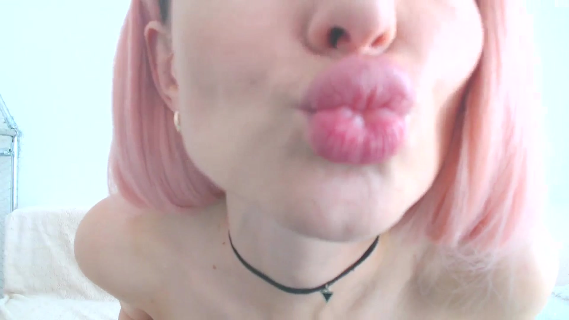 Gallery image thumbnail from Xxxawesomeart's myfreecams stream on, 09/08/2024, 12:56 image 16 of 20