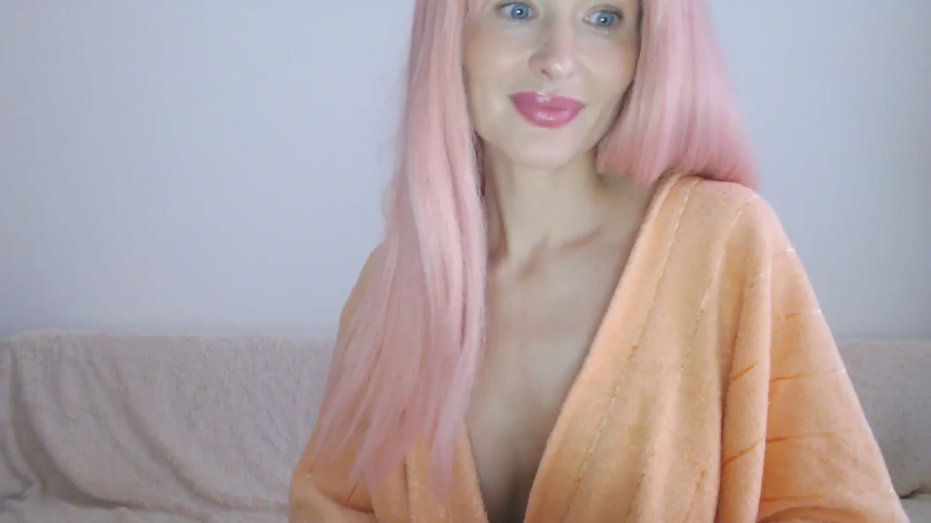 Gallery image thumbnail from Xxxawesomeart's myfreecams stream on, 10/13/2024, 14:47 image 2 of 20