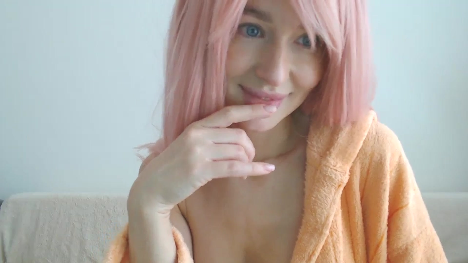 Gallery image thumbnail from Xxxawesomeart's myfreecams stream on, 10/21/2024, 10:43 image 18 of 20