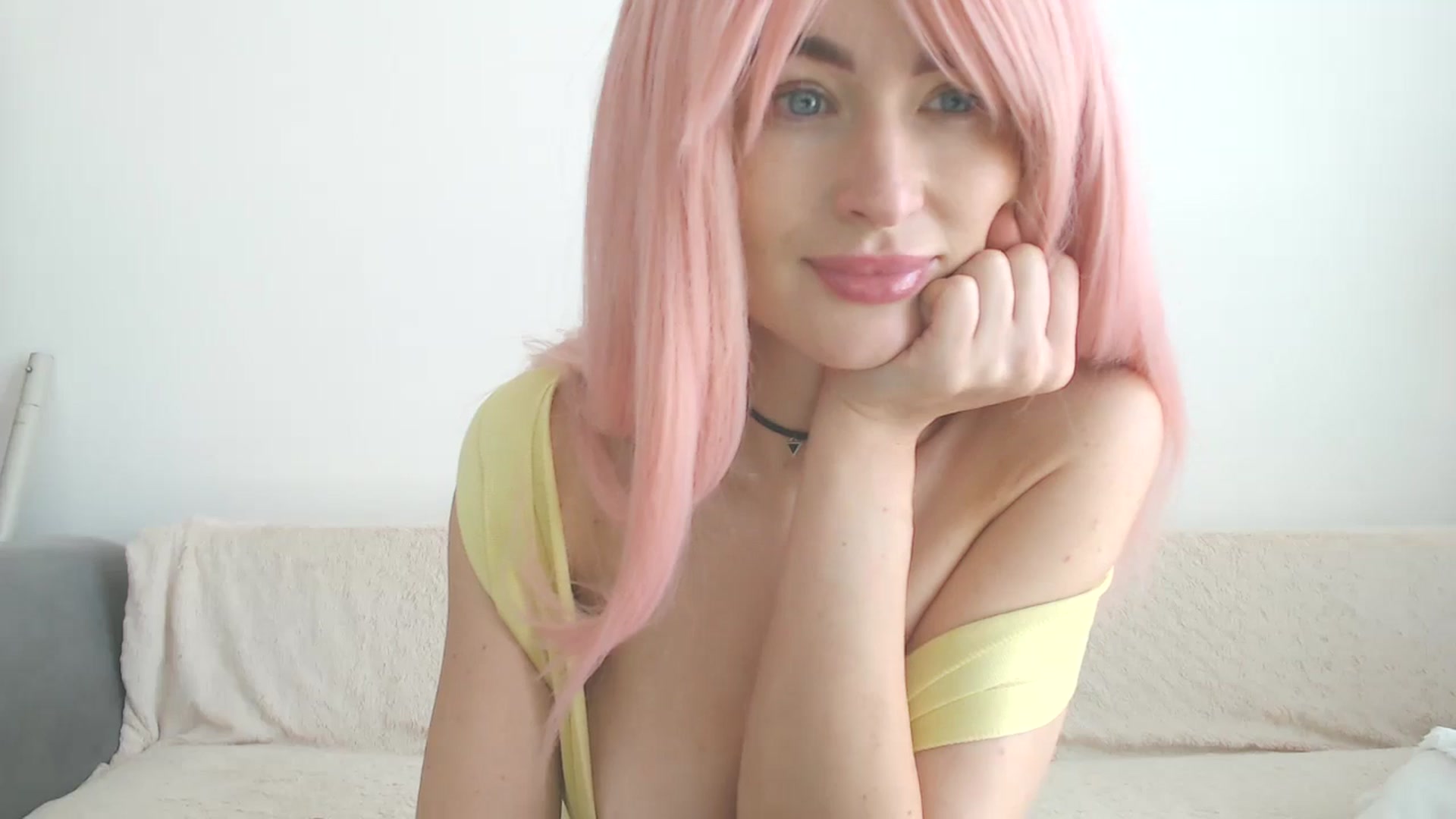 Gallery image thumbnail from Xxxawesomeart's myfreecams stream on, 10/25/2024, 11:23 image 3 of 20