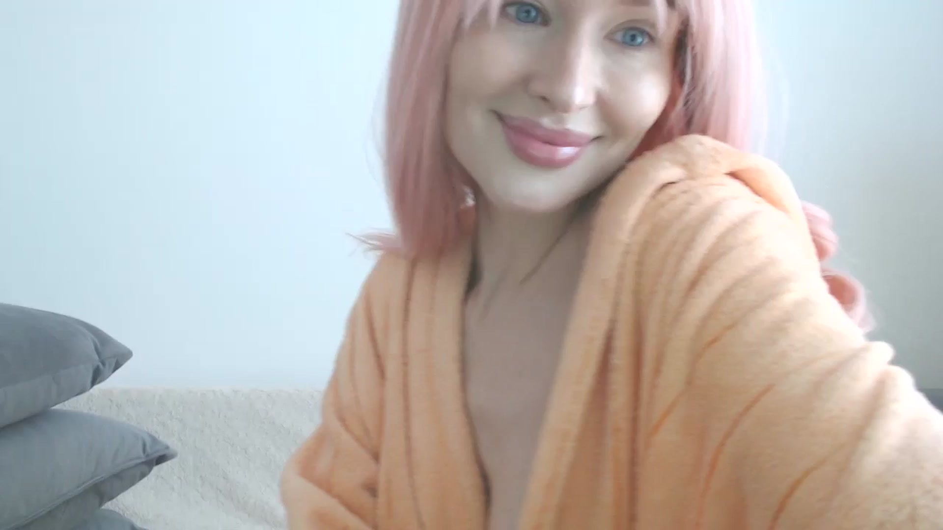 Gallery image thumbnail from Xxxawesomeart's myfreecams stream on, 10/28/2024, 11:24 image 1 of 20