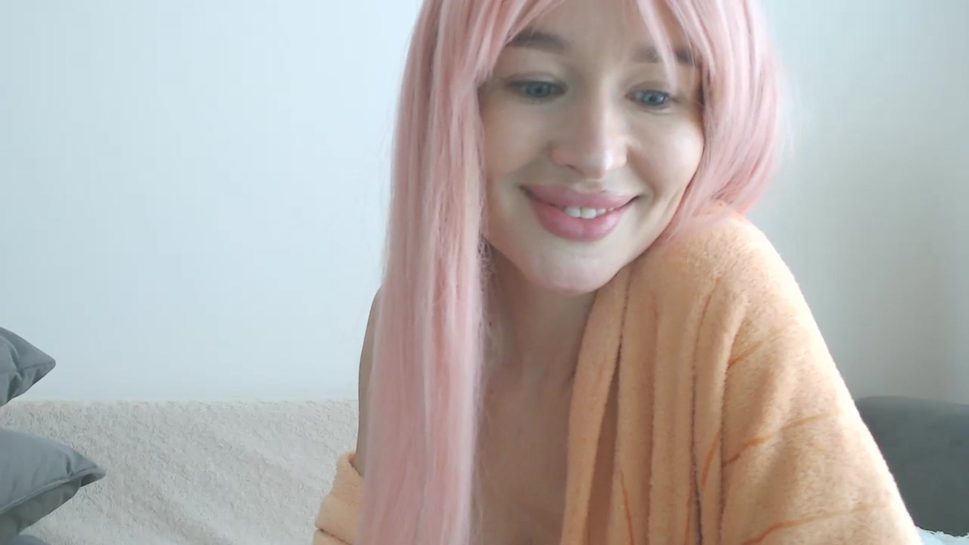 Gallery image thumbnail from Xxxawesomeart's myfreecams stream on, 10/28/2024, 11:24 image 10 of 20