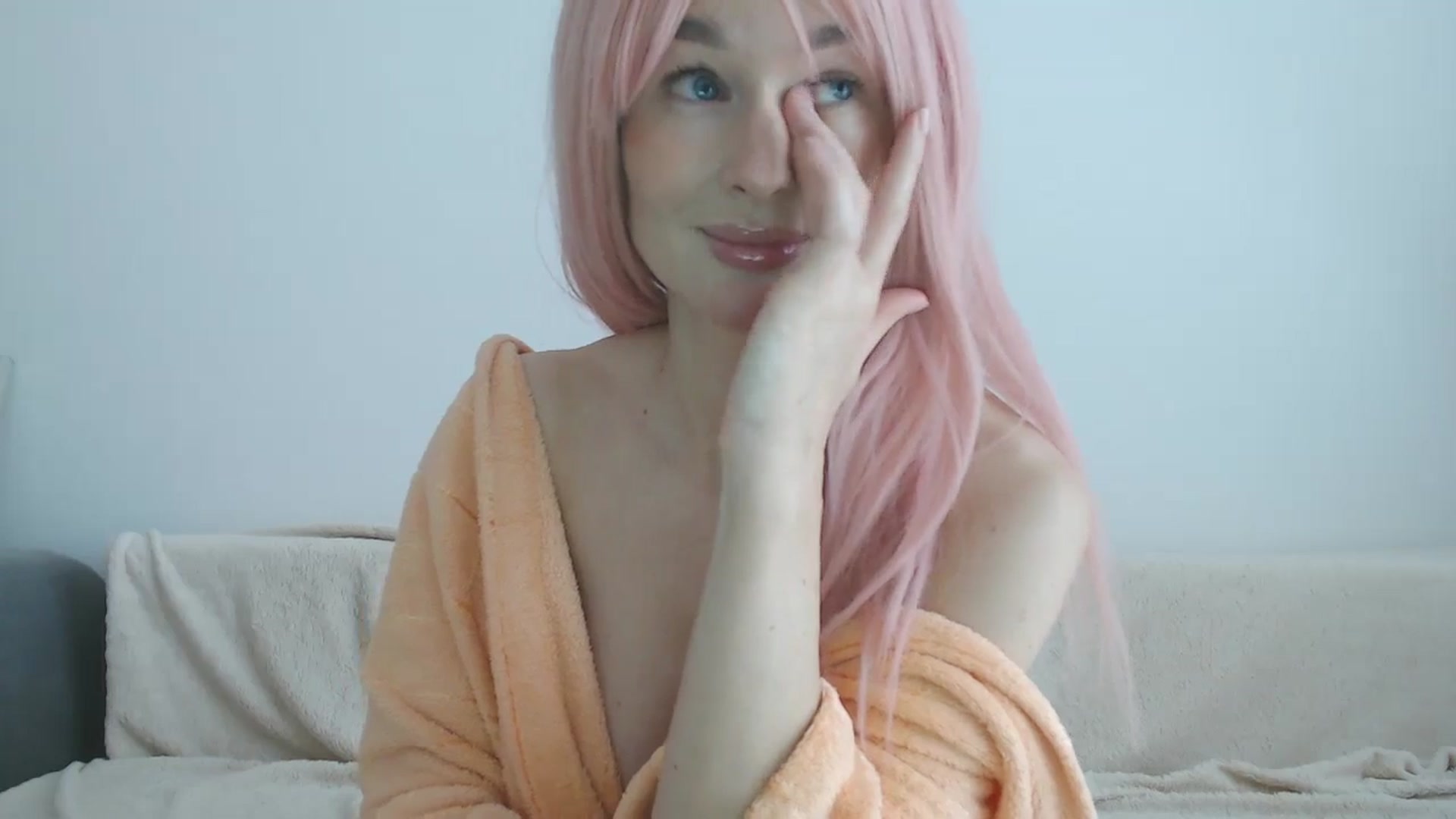 Gallery image thumbnail from Xxxawesomeart's myfreecams stream on, 10/29/2024, 10:42 image 3 of 20