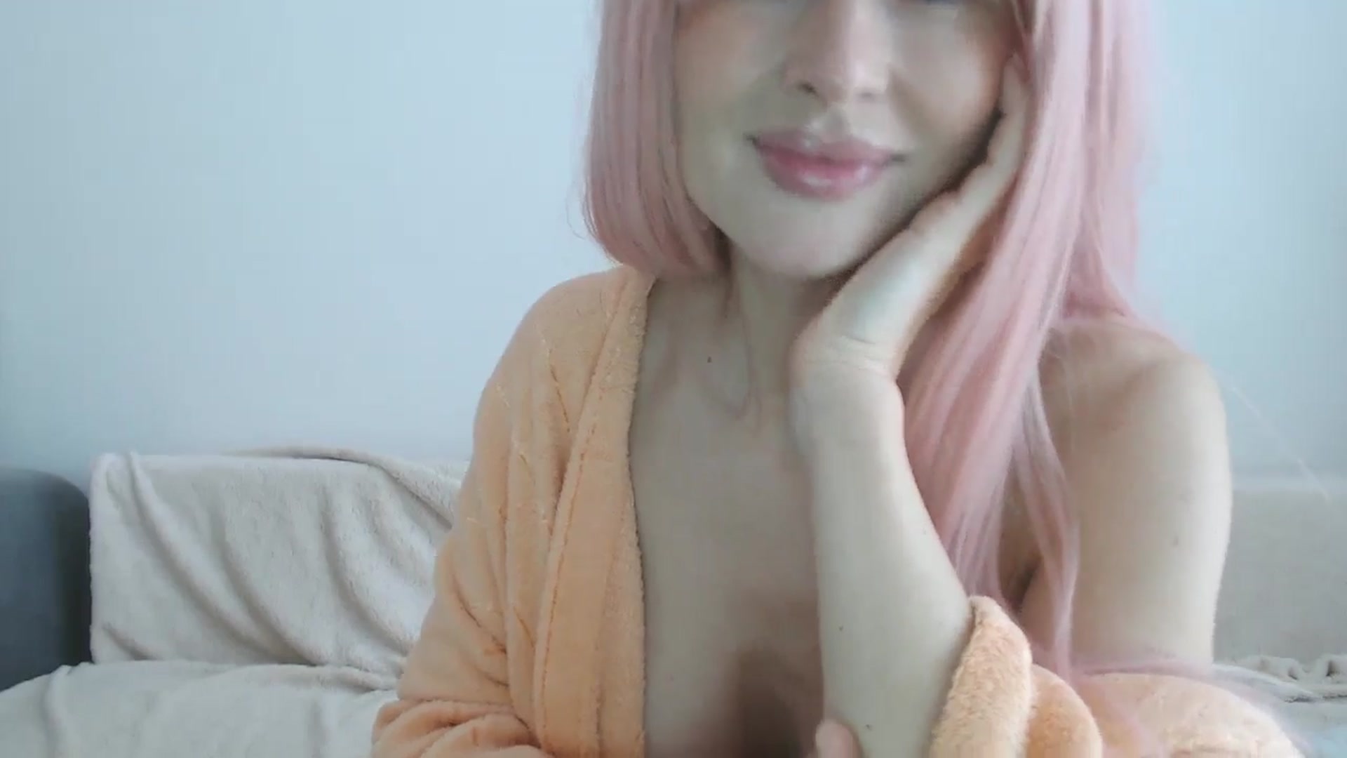 Gallery image thumbnail from Xxxawesomeart's myfreecams stream on, 10/29/2024, 10:42 image 4 of 20