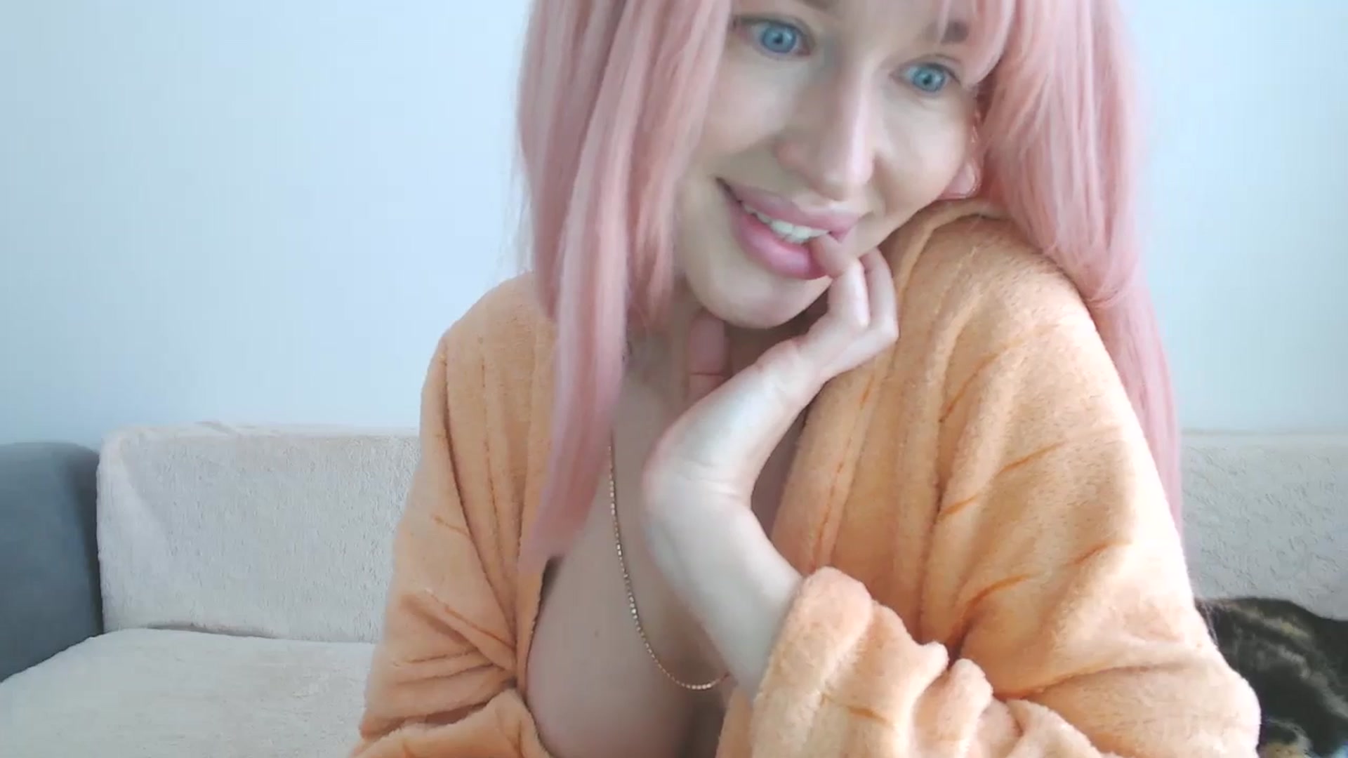 Gallery image thumbnail from Xxxawesomeart's myfreecams stream on, 11/17/2024, 13:33 image 15 of 20
