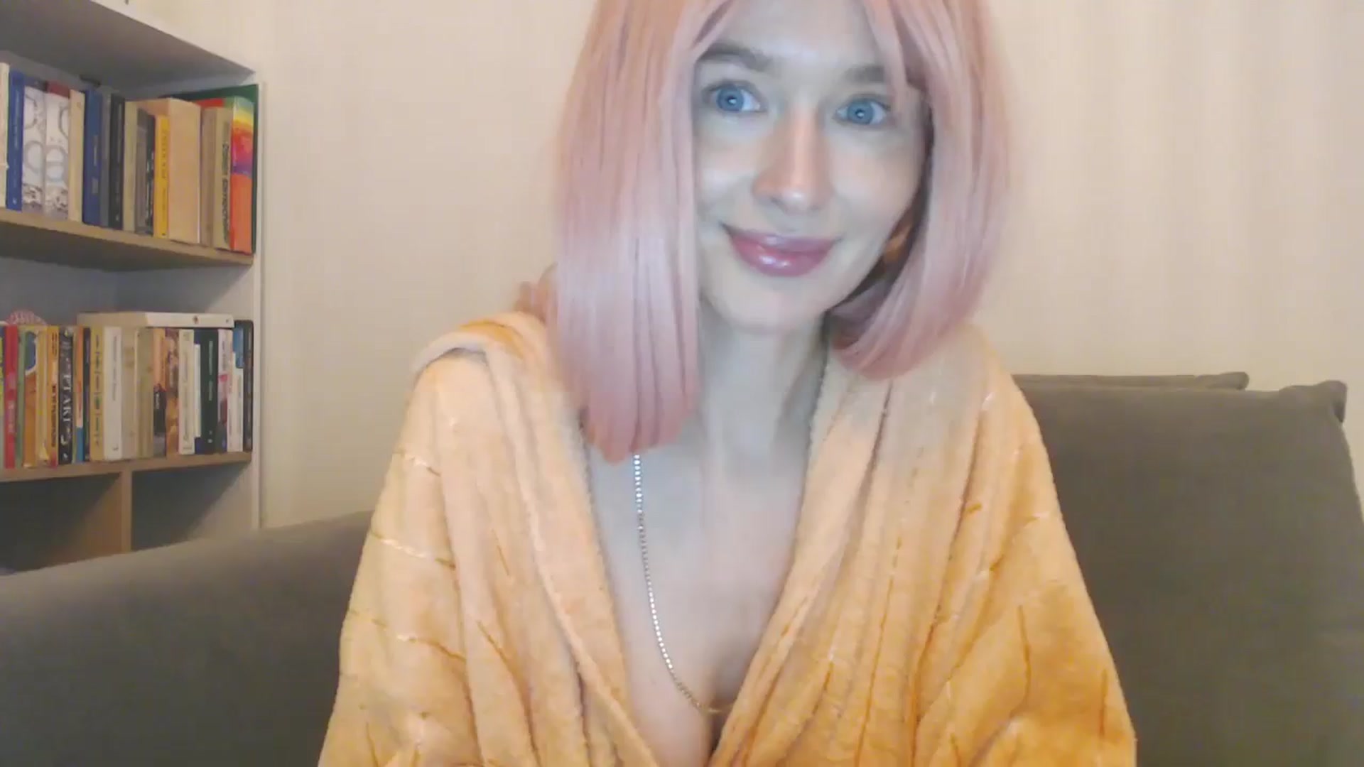 Gallery image thumbnail from Xxxawesomeart's myfreecams stream on, 11/17/2024, 15:46 image 1 of 20