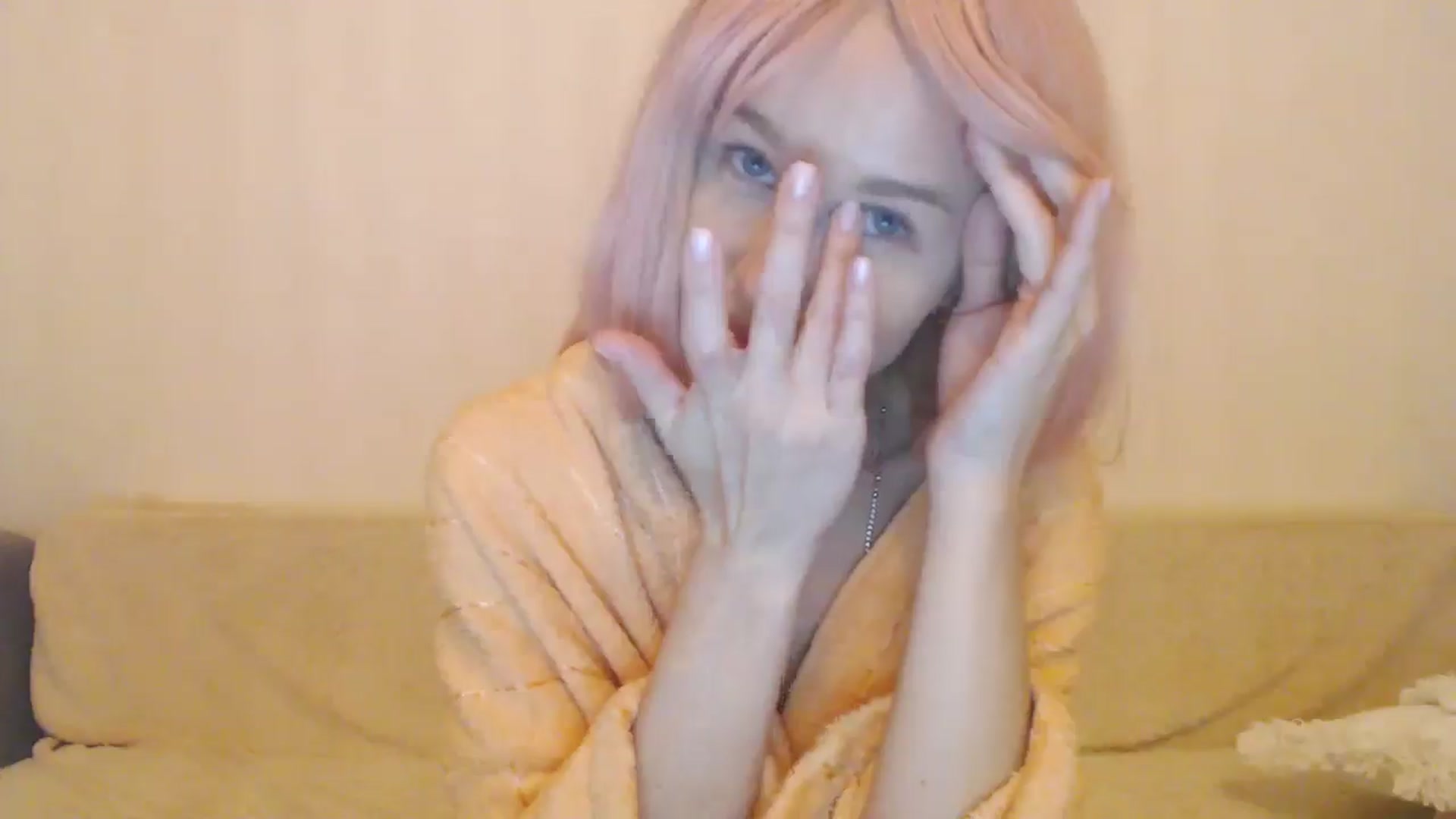 Gallery image thumbnail from Xxxawesomeart's myfreecams stream on, 11/21/2024, 15:49 image 6 of 20