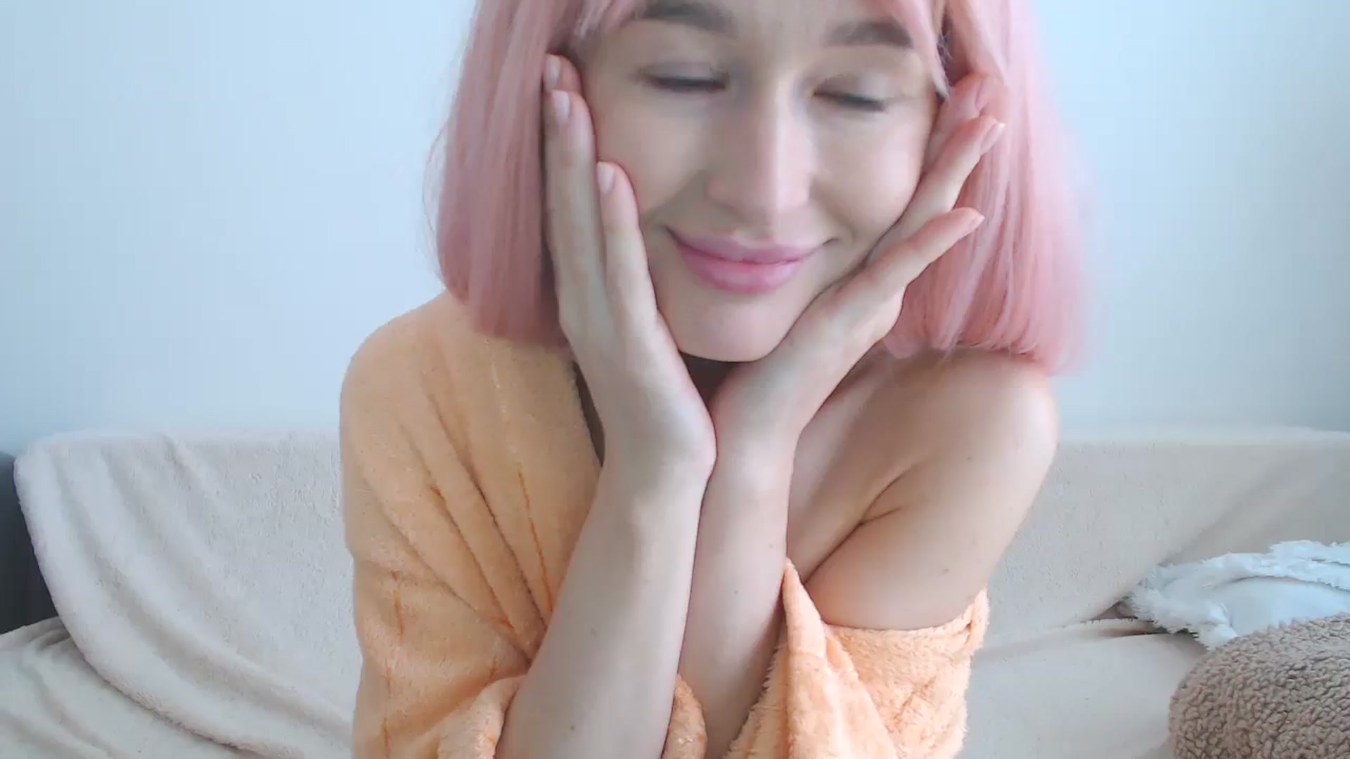 Gallery image thumbnail from Xxxawesomeart's myfreecams stream on, 11/25/2024, 10:30 image 18 of 20