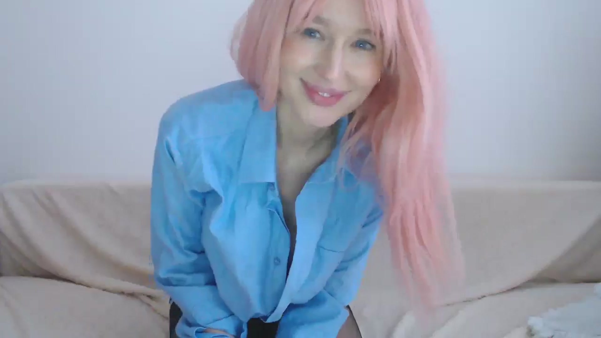 Gallery image thumbnail from Xxxawesomeart's myfreecams stream on, 11/29/2024, 12:55 image 16 of 20