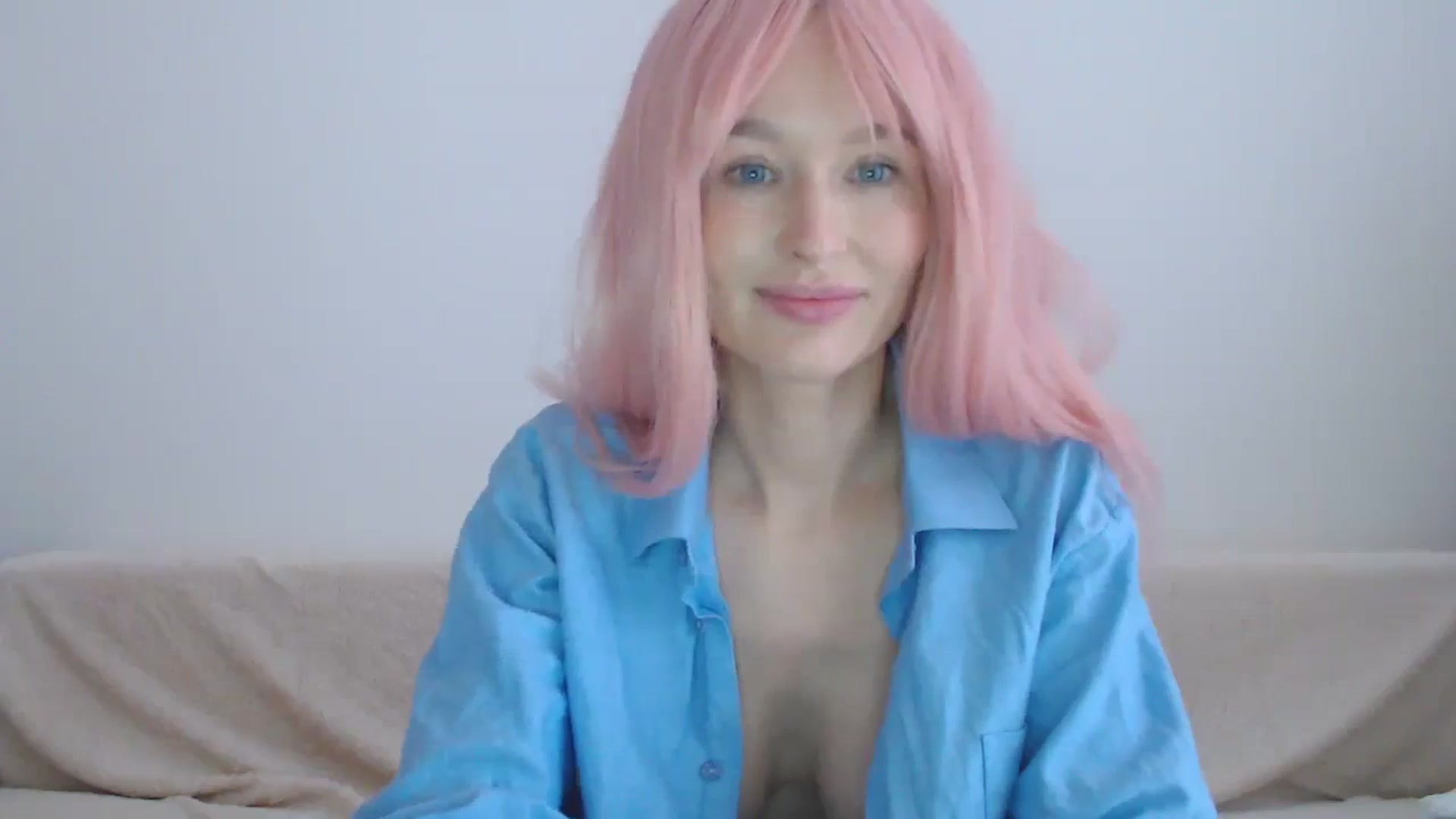 Gallery image thumbnail from Xxxawesomeart's myfreecams stream on, 11/29/2024, 12:55 image 2 of 20