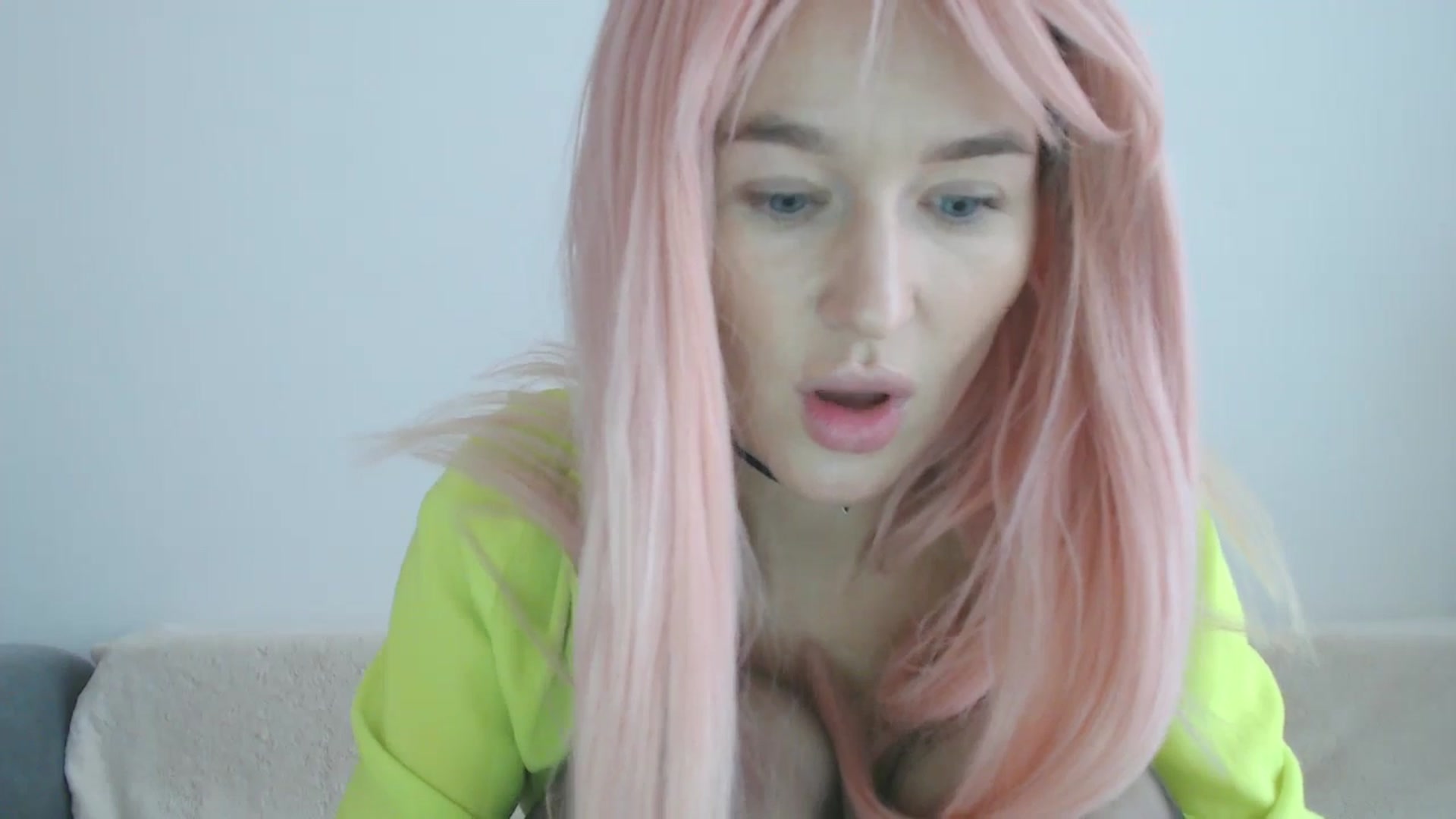 Gallery image thumbnail from Xxxawesomeart's myfreecams stream on, 12/10/2024, 12:18 image 15 of 20
