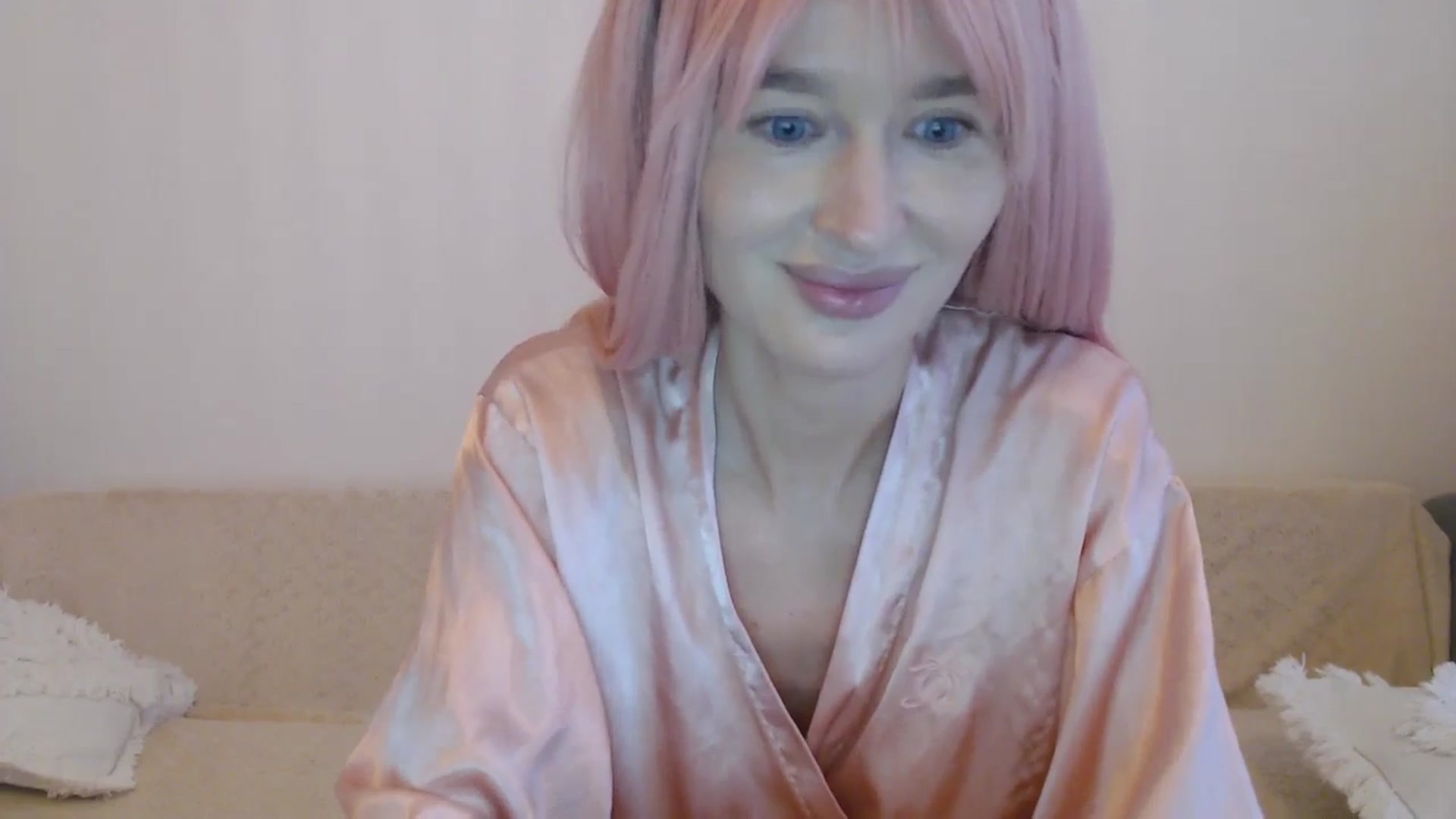 Gallery image thumbnail from Xxxawesomeart's myfreecams stream on, 12/14/2024, 12:47 image 11 of 20