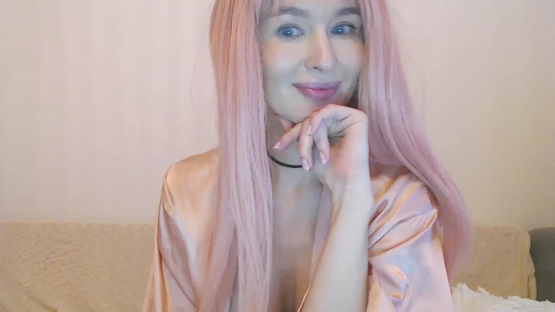 Gallery image thumbnail from Xxxawesomeart's myfreecams stream on, 12/22/2024, 14:35 image 19 of 20