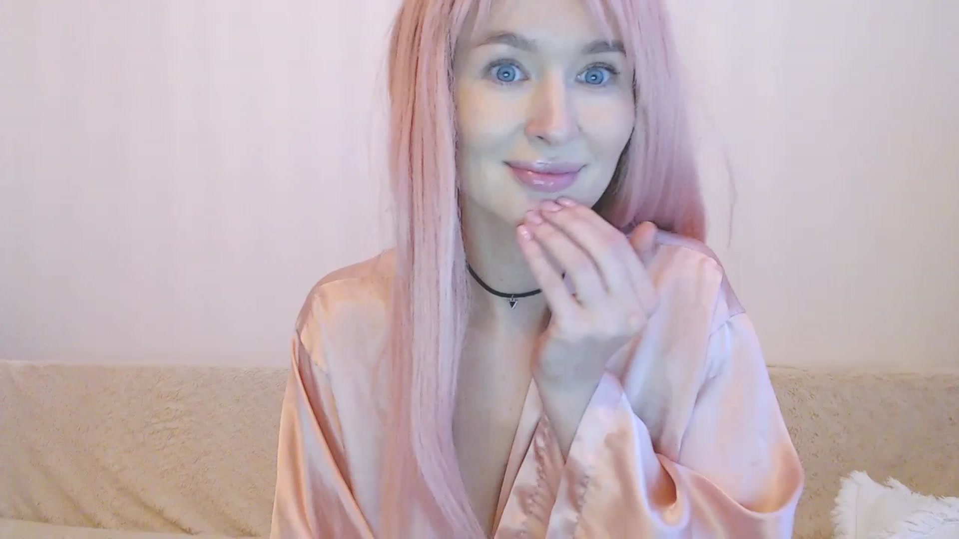 Gallery image thumbnail from Xxxawesomeart's myfreecams stream on, 12/22/2024, 14:35 image 9 of 20