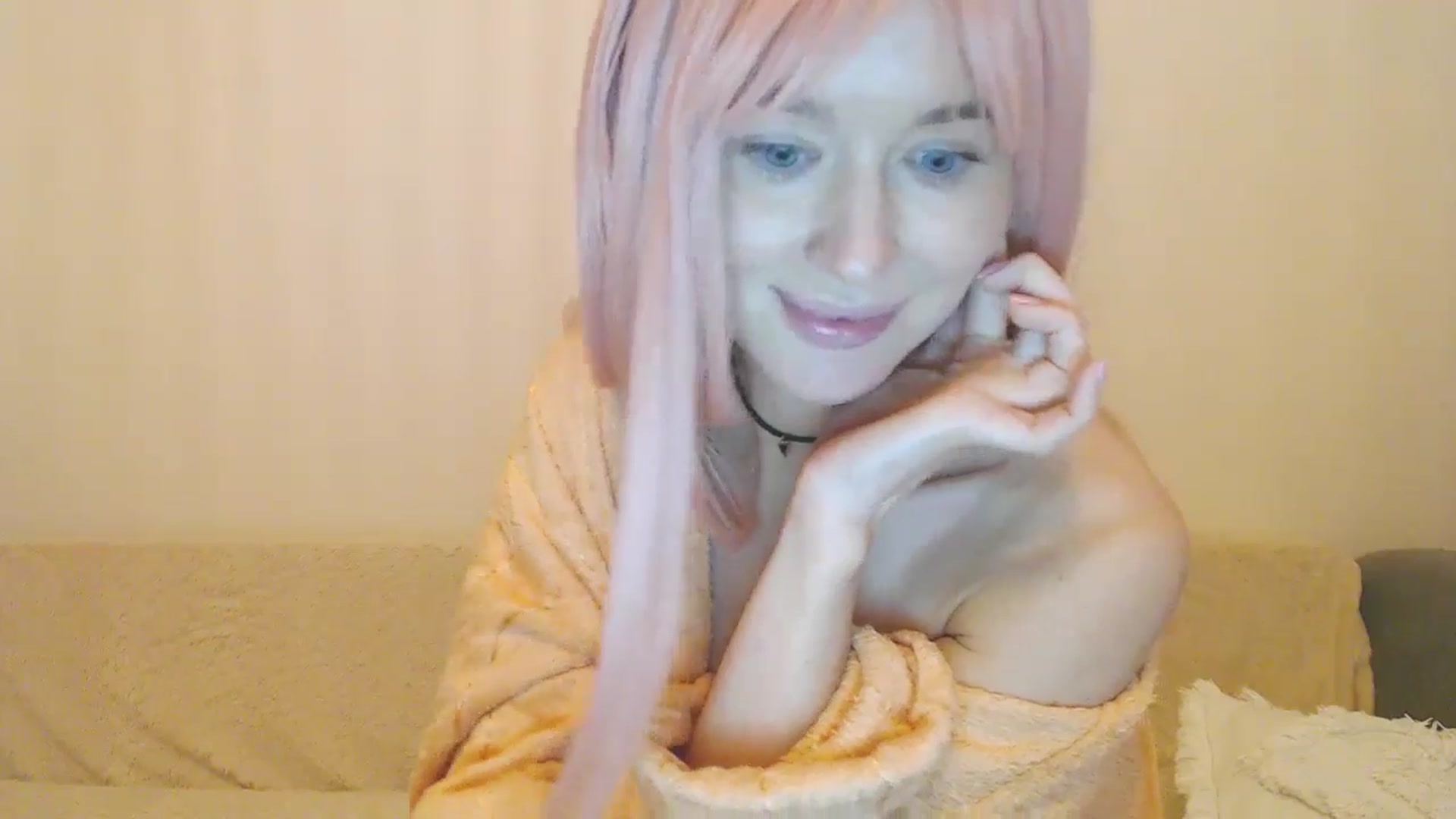 Gallery image thumbnail from Xxxawesomeart's myfreecams stream on, 12/22/2024, 15:04 image 4 of 20