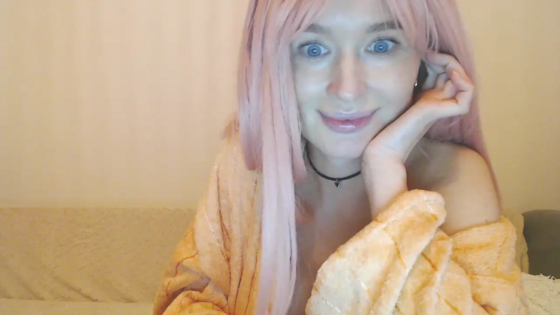 Gallery image thumbnail from Xxxawesomeart's myfreecams stream on, 12/22/2024, 15:04 image 3 of 20
