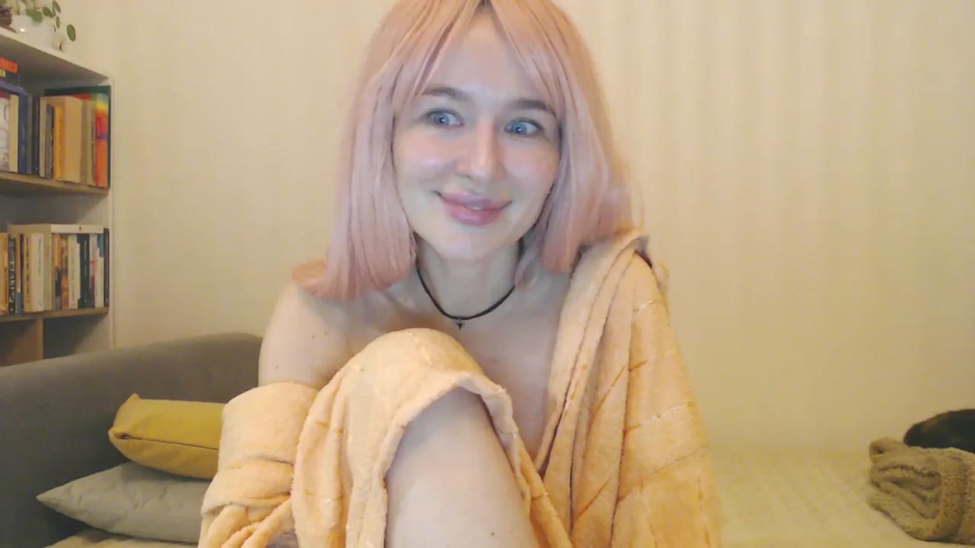 Gallery image thumbnail from Xxxawesomeart's myfreecams stream on, 12/31/2024, 19:38 image 18 of 20