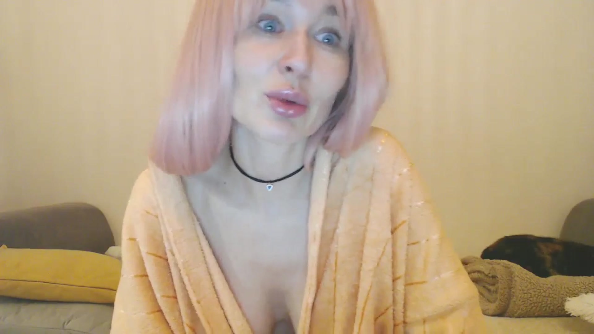 Gallery image thumbnail from Xxxawesomeart's myfreecams stream on, 12/31/2024, 19:38 image 6 of 20
