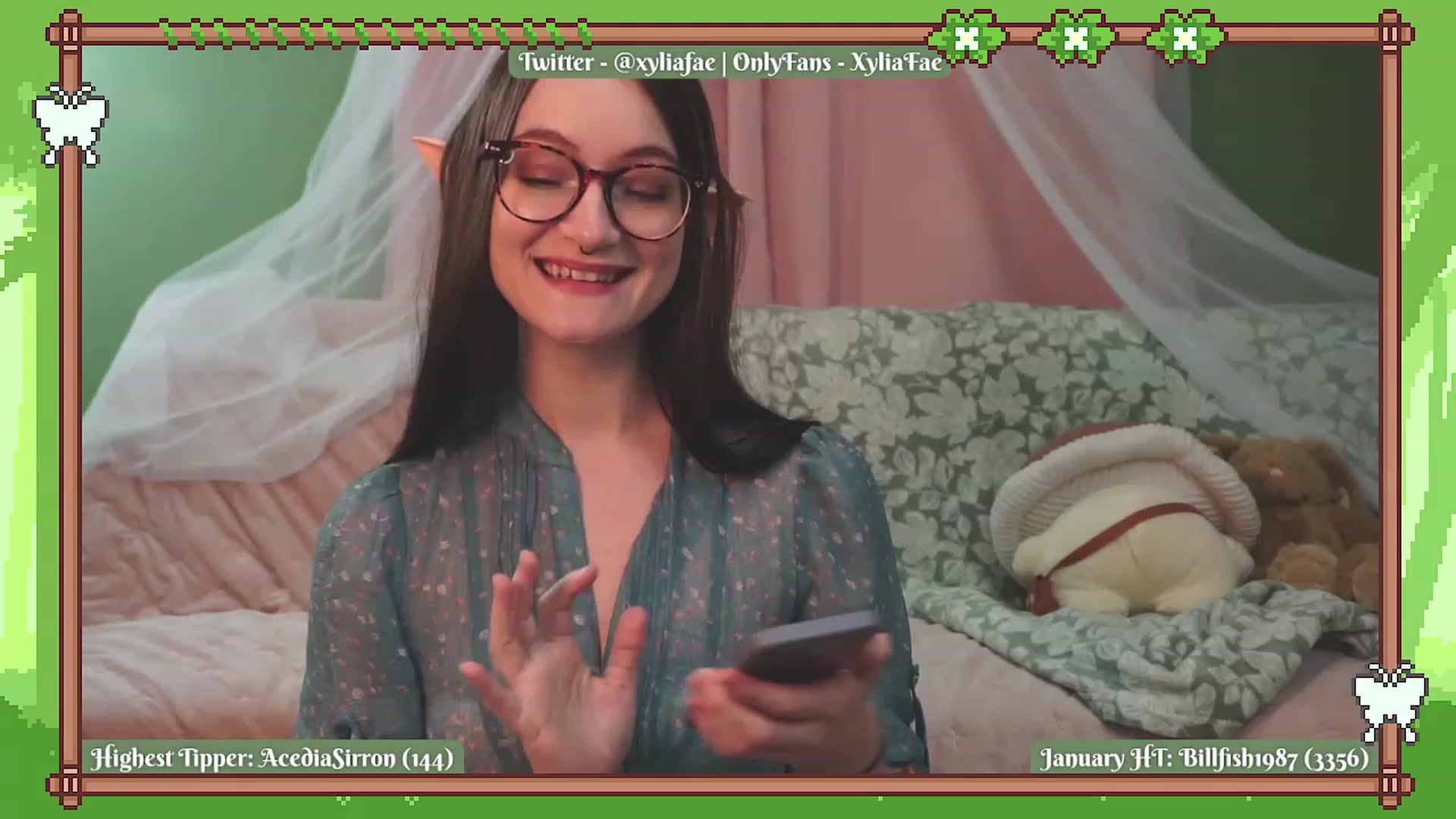 Gallery image thumbnail from XyliaFae's myfreecams stream on, 01/10/2023, 03:38 image 3 of 20