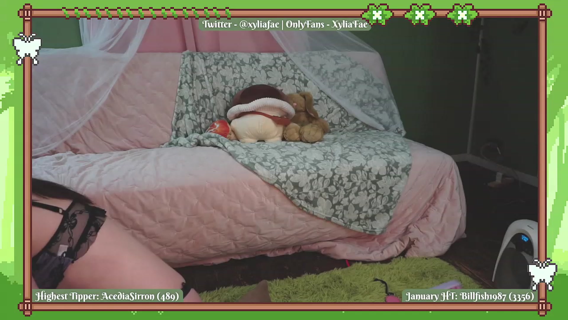 Gallery image thumbnail from XyliaFae's myfreecams stream on, 01/22/2023, 04:45 image 15 of 20