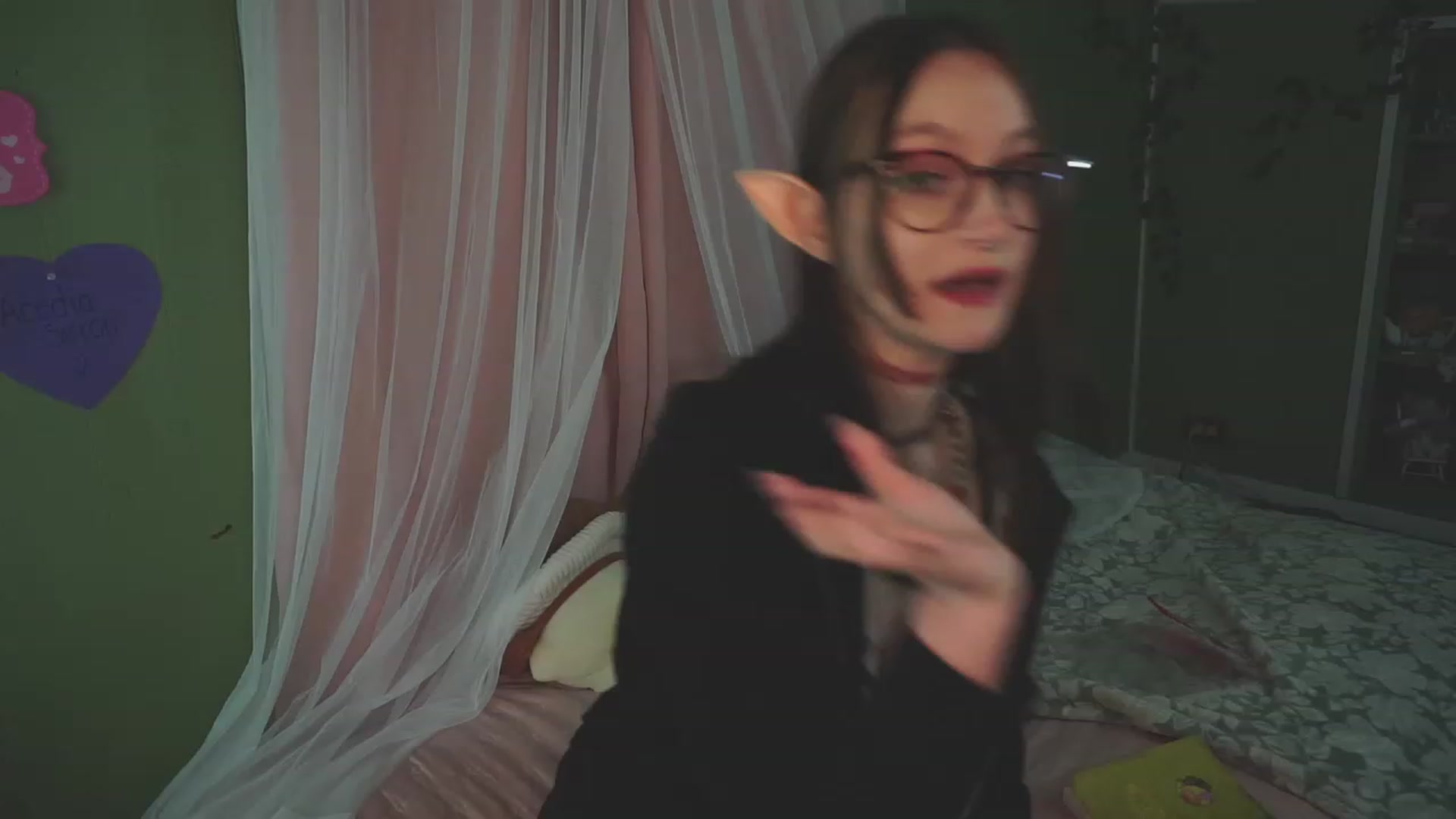 Gallery image thumbnail from XyliaFae's myfreecams stream on, 02/04/2023, 03:02 image 3 of 20