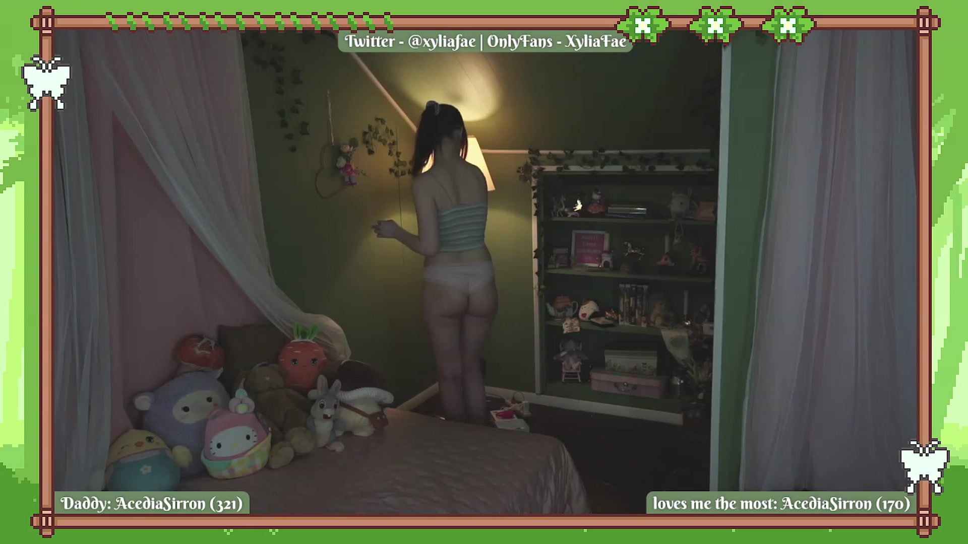 Gallery image thumbnail from XyliaFae's myfreecams stream on, 04/16/2023, 21:32 image 4 of 20