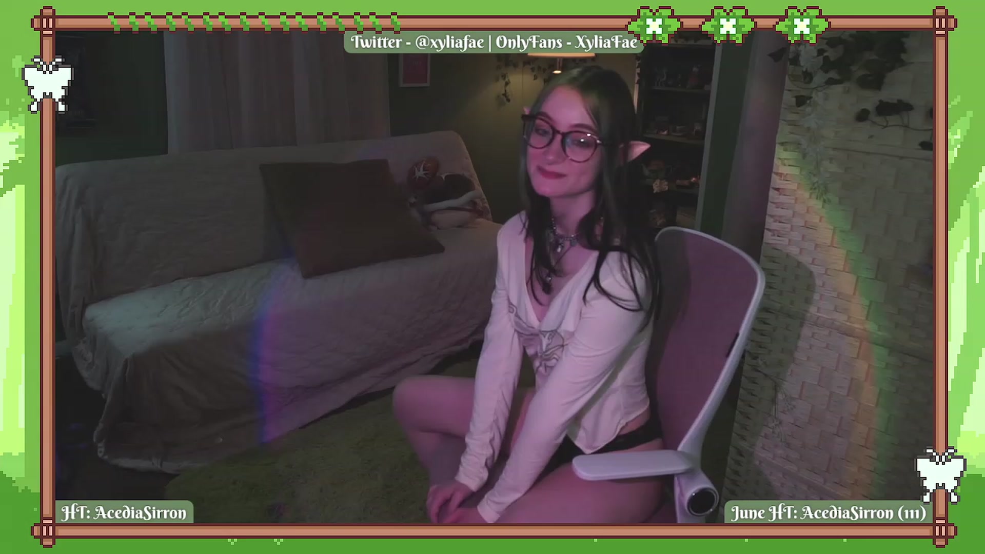 Gallery image thumbnail from XyliaFae's myfreecams stream on, 06/10/2023, 23:53 image 10 of 20